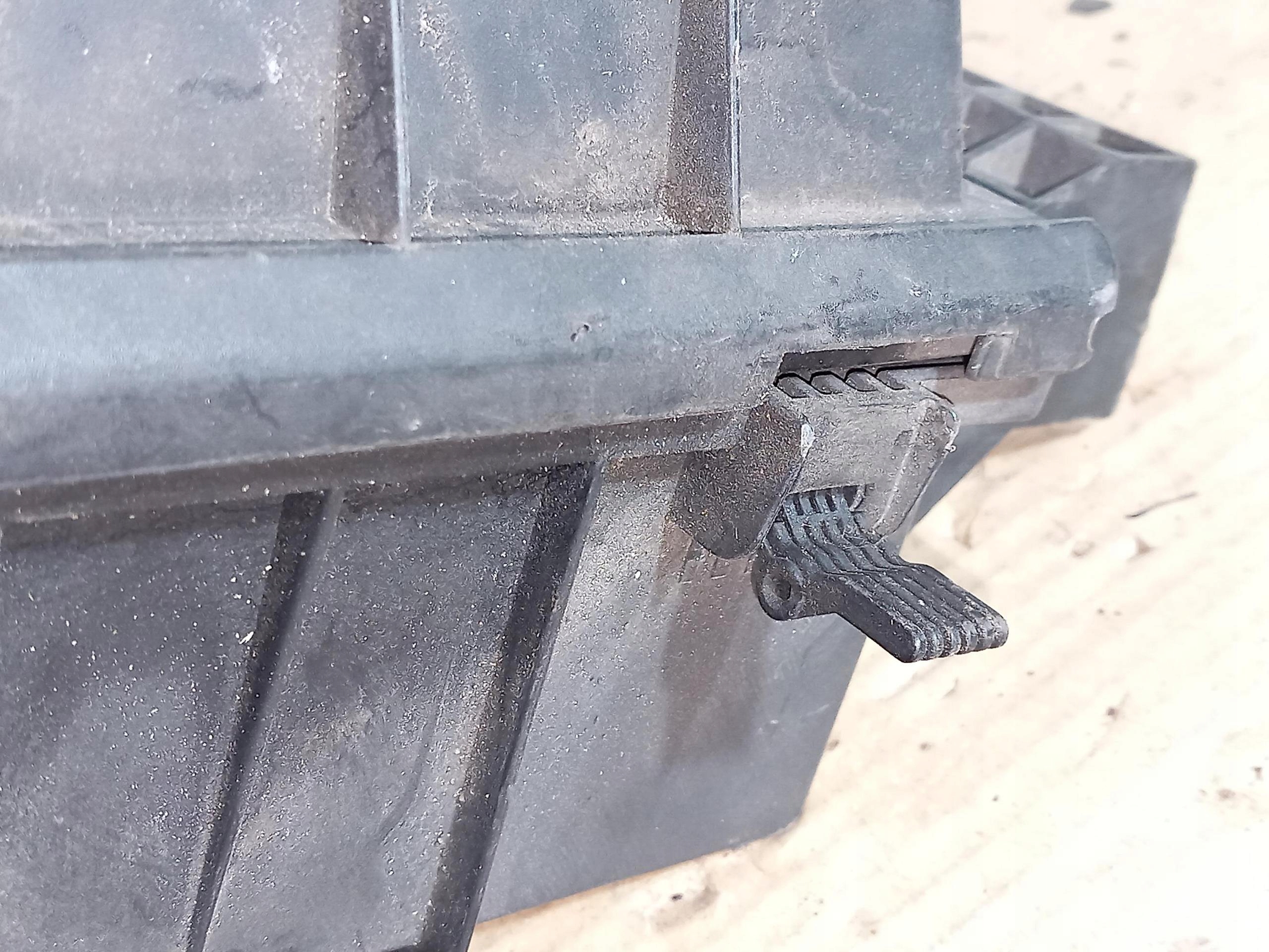 Gehäuse filter luft MERCEDES SPRINTER W906 2.2 CDI 0010942503