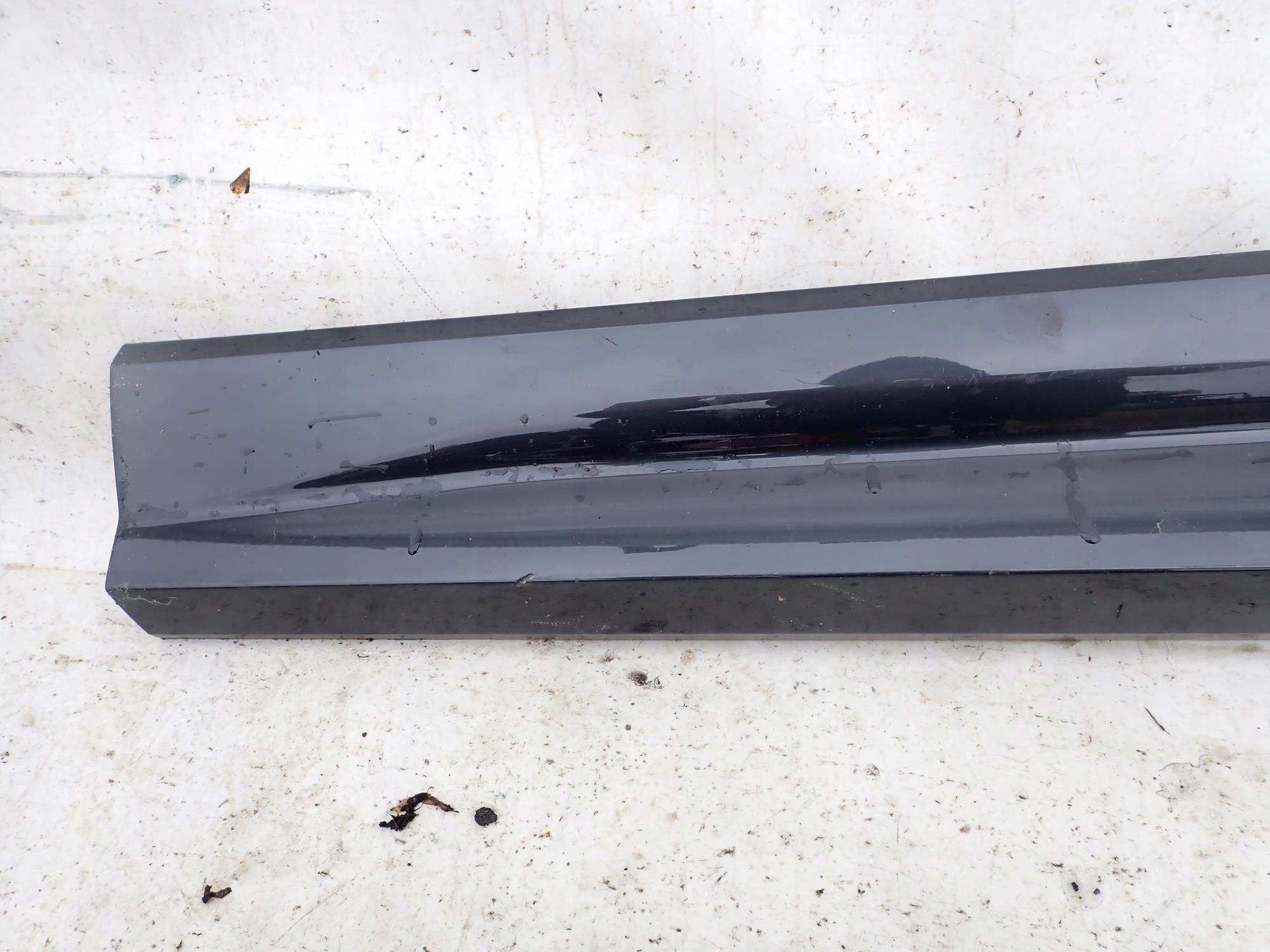 AUDI Q2 16-23 cap moulding door left front
