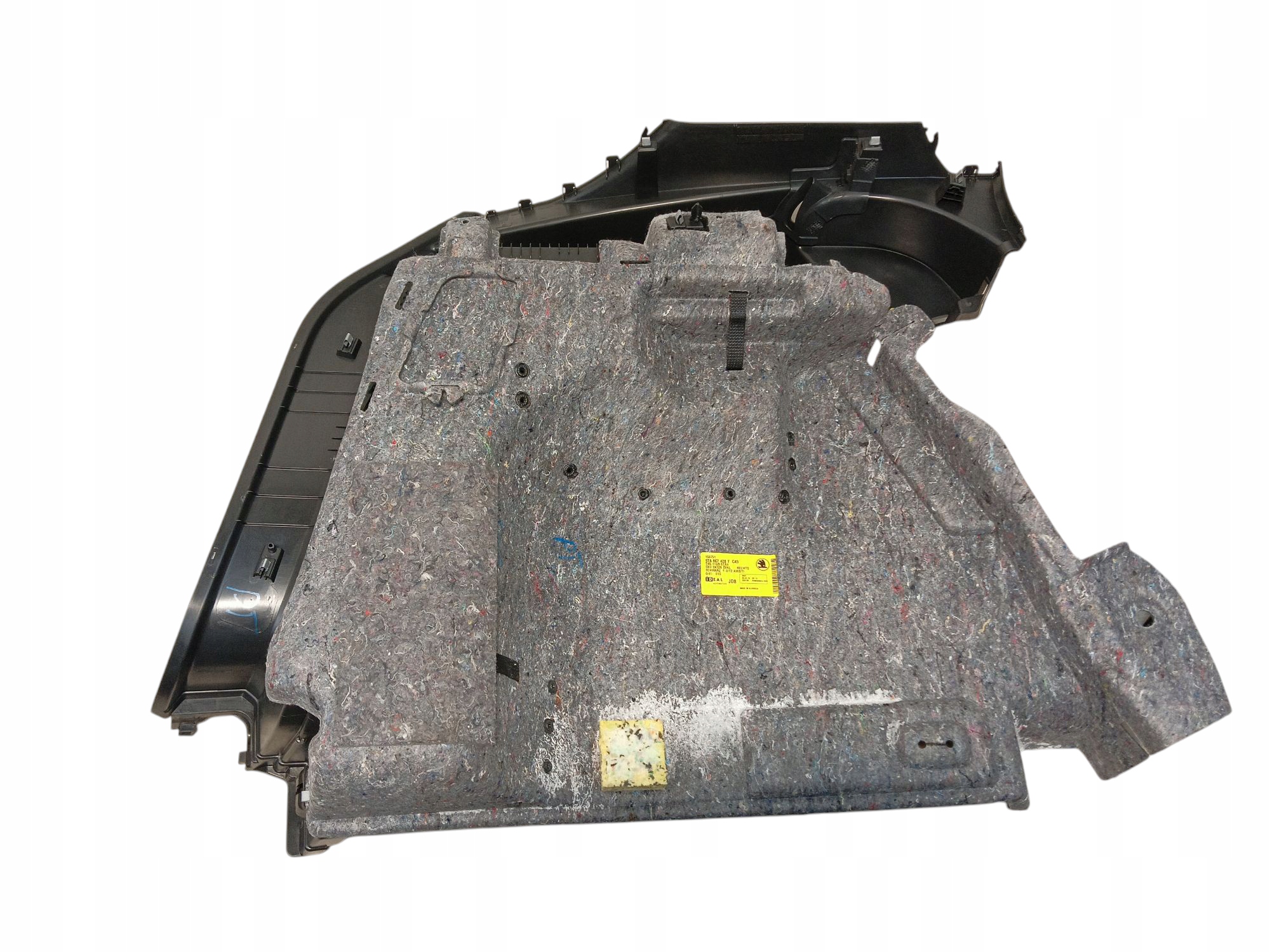 boot upholstery right spoiler BOCZKA SKODA KAROQ