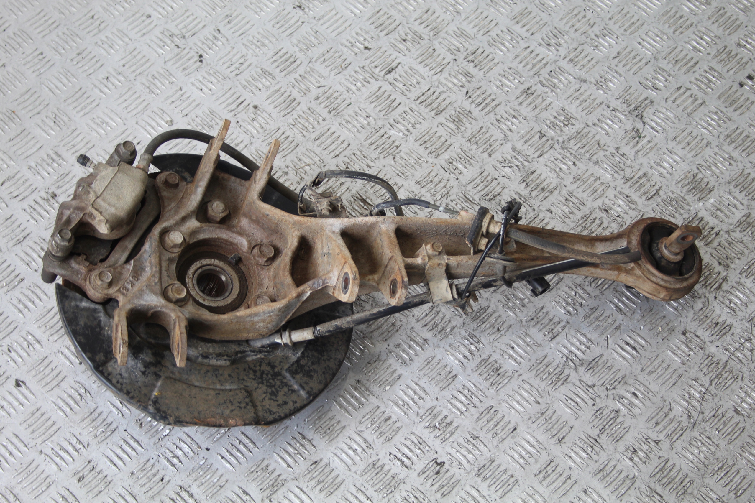 swing left rear part 4X4 CITROEN C-CROSSER