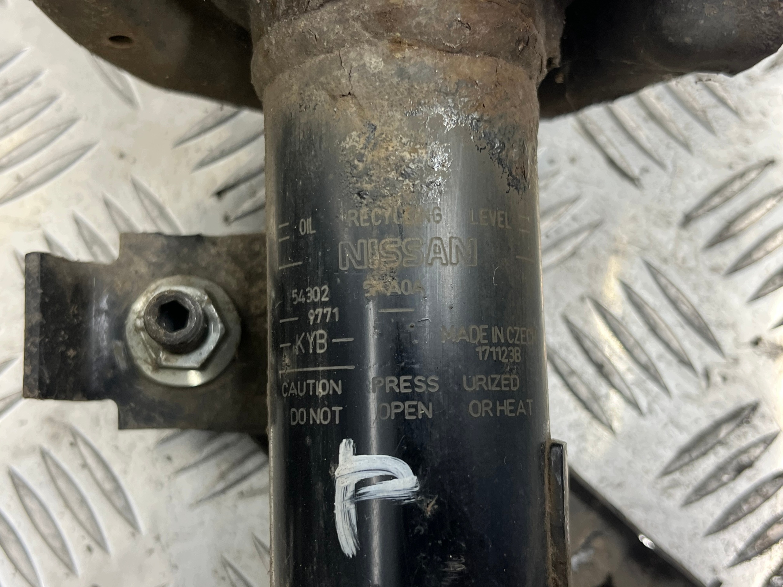 MCPERSON swing right front front NISSAN MICRA K14 543025FA0A