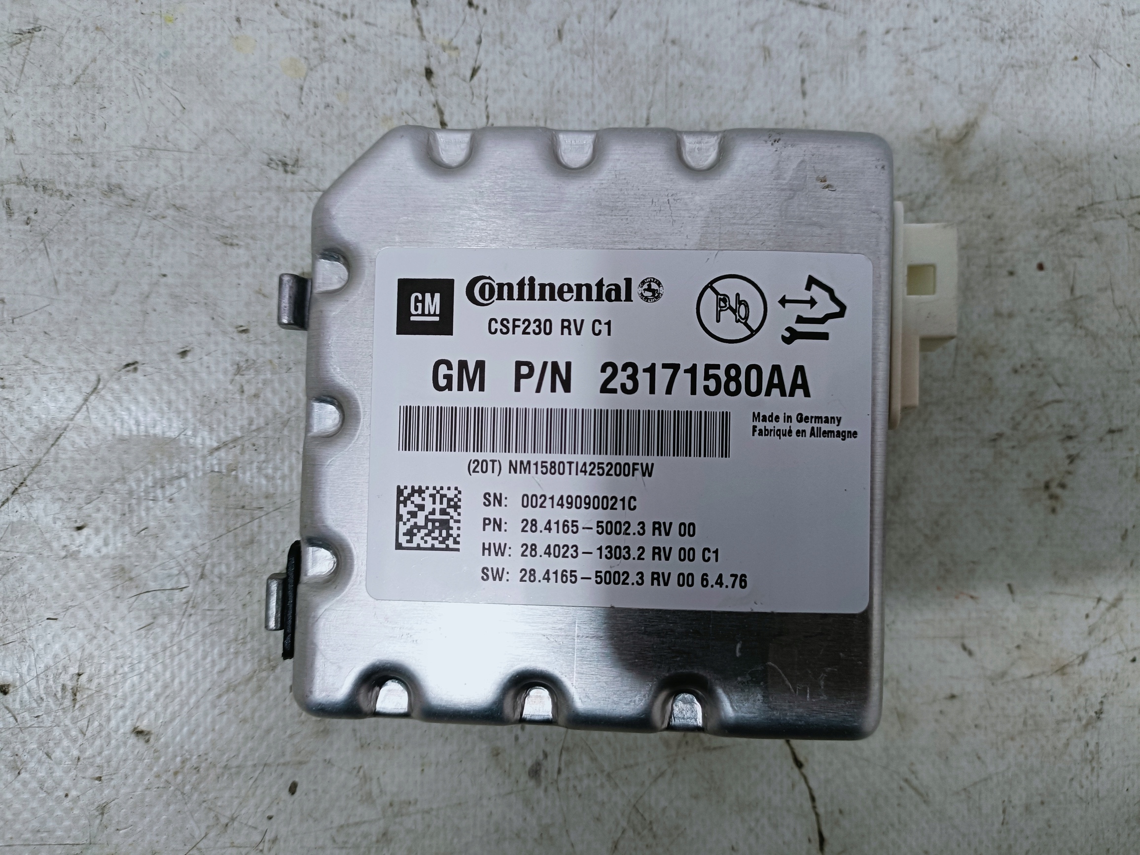CADILLAC ESCALADE IV 15- KAMERA front 23171580AA