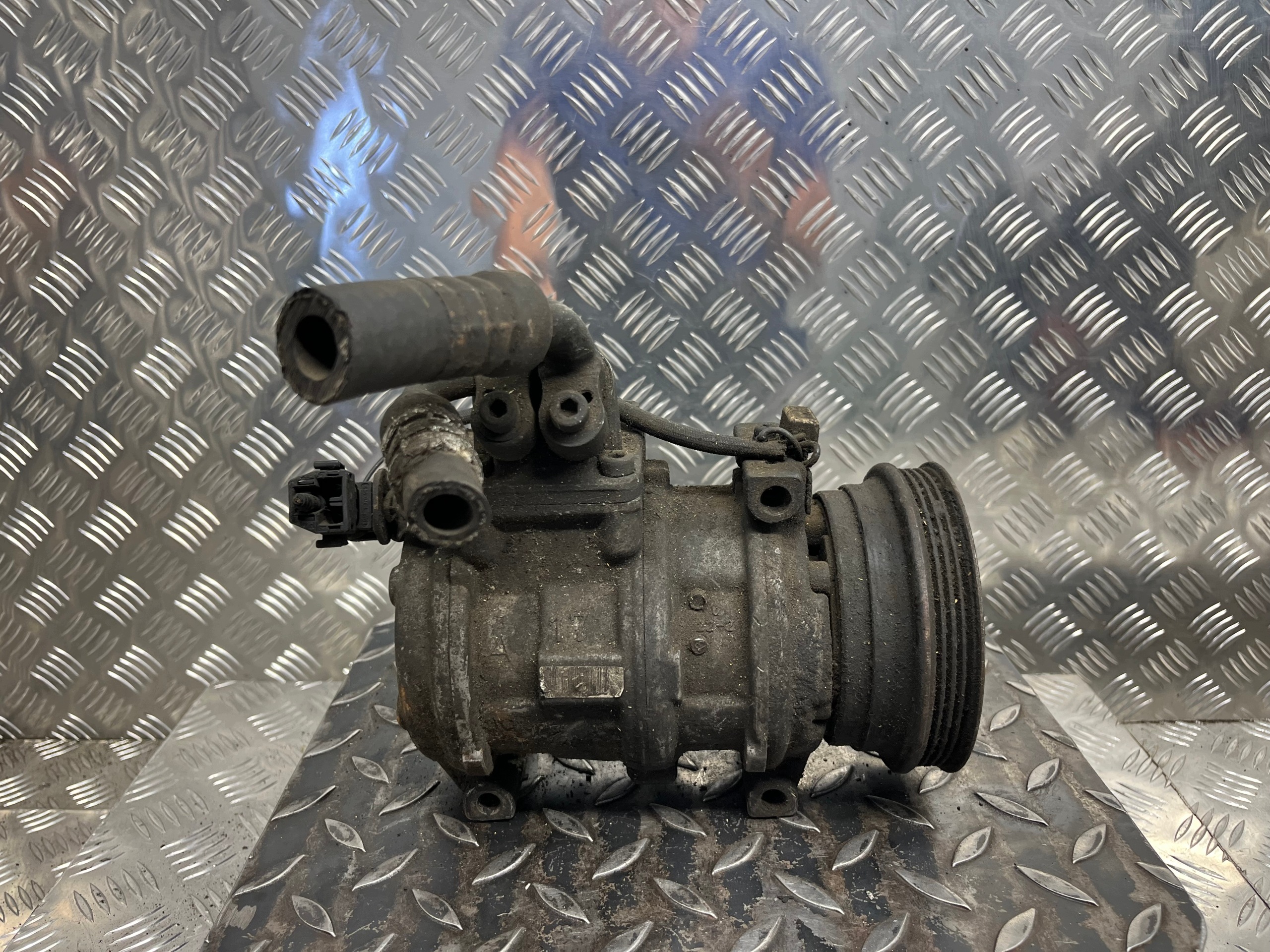 Klimakompressor klimaanlage BMW E34 44720-3211
