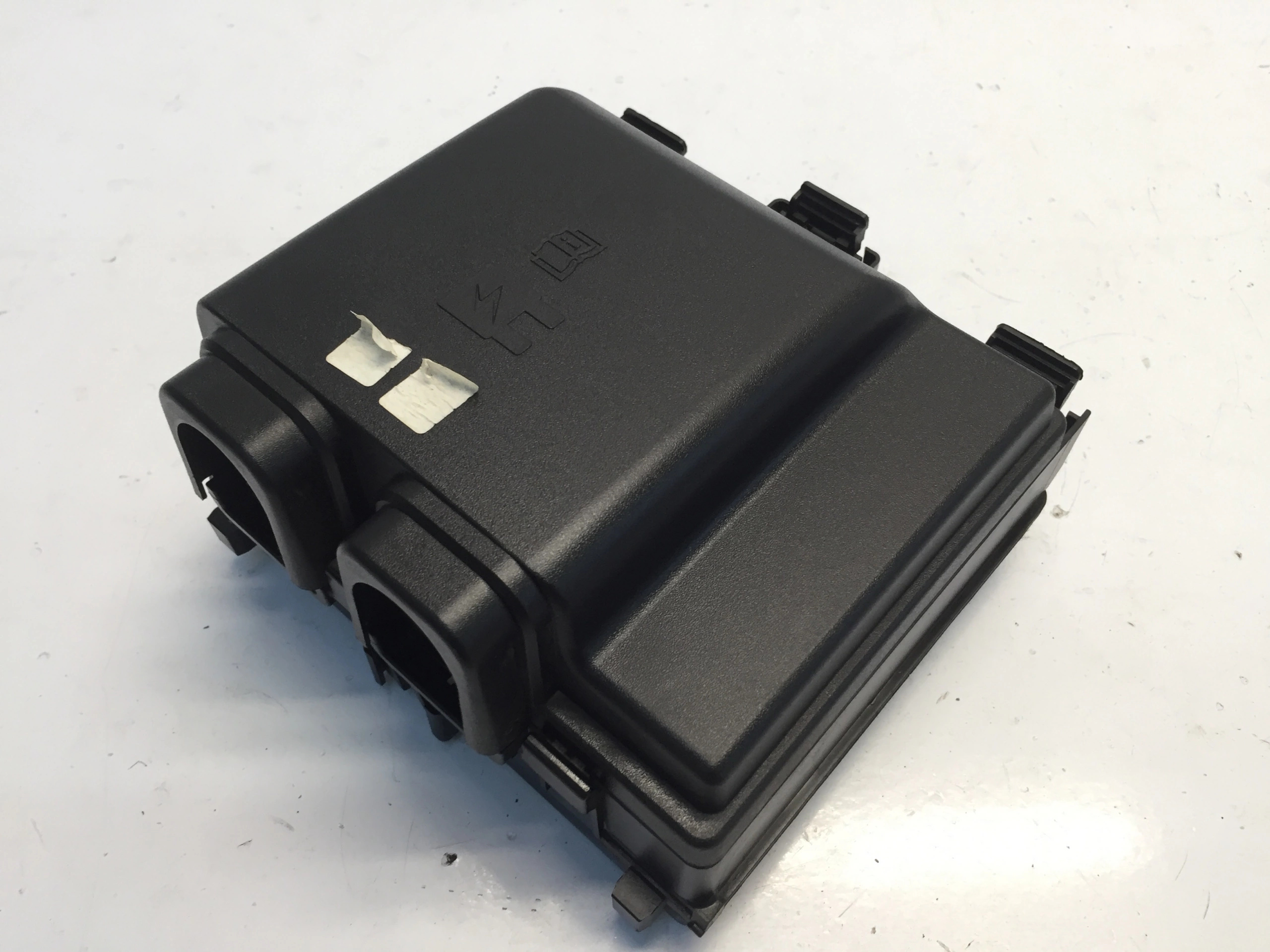 FORD KUGA MK3 III 2.5 HYBRYDA PUSZKA BEZPIECZNIKÓW LX6T-14D068-ECE Numer katalogowy części LX6T-14D068-ECE