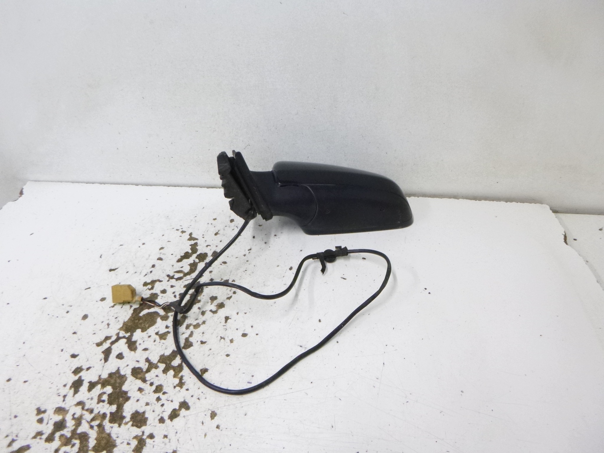 mirror right electrics Audi A4 B6 5PIN 2003r