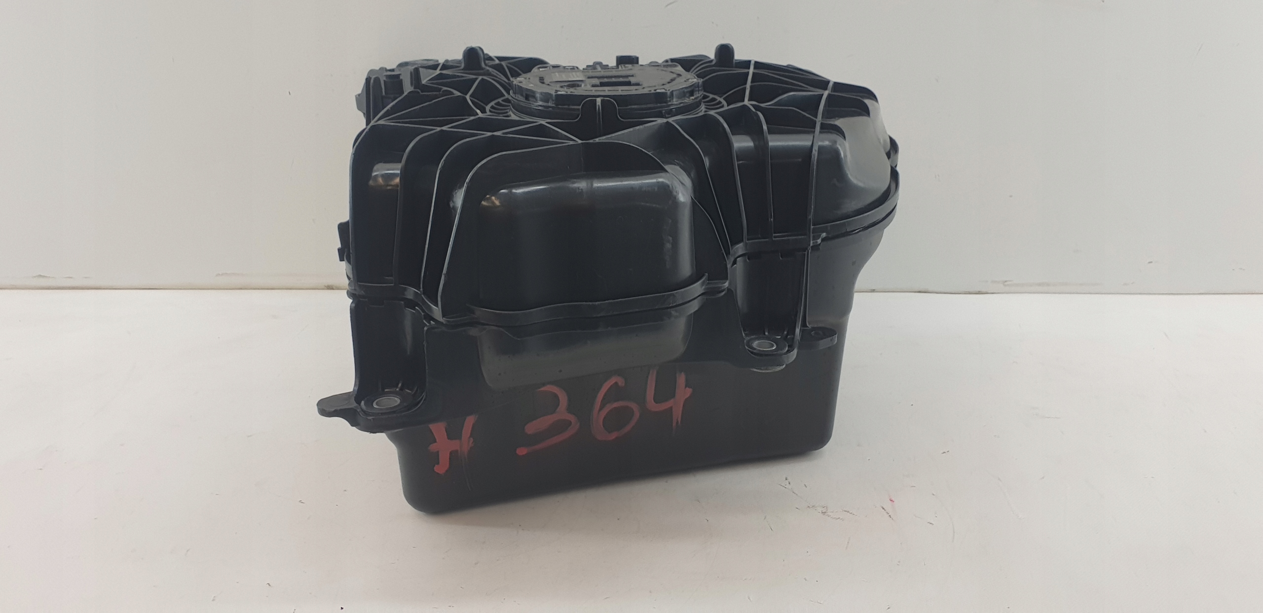 tank ADBLUE pump control unit AUDI A6 C8 4K0131878J