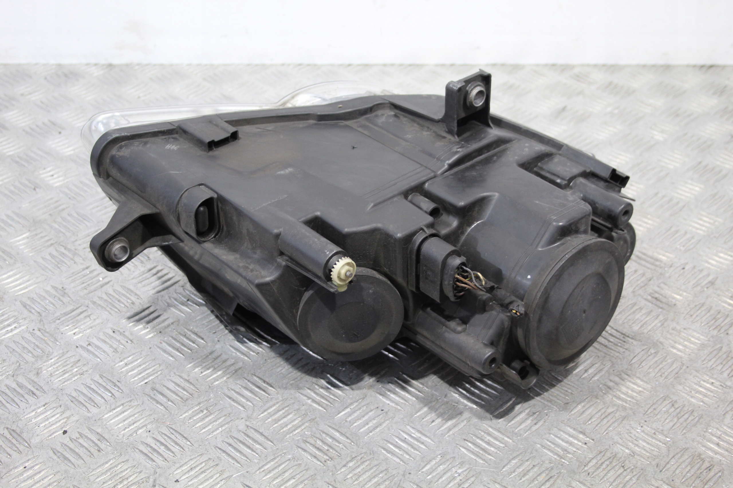 light left front VW PASSAT 3C 3C0 3C9 3C0941005Q