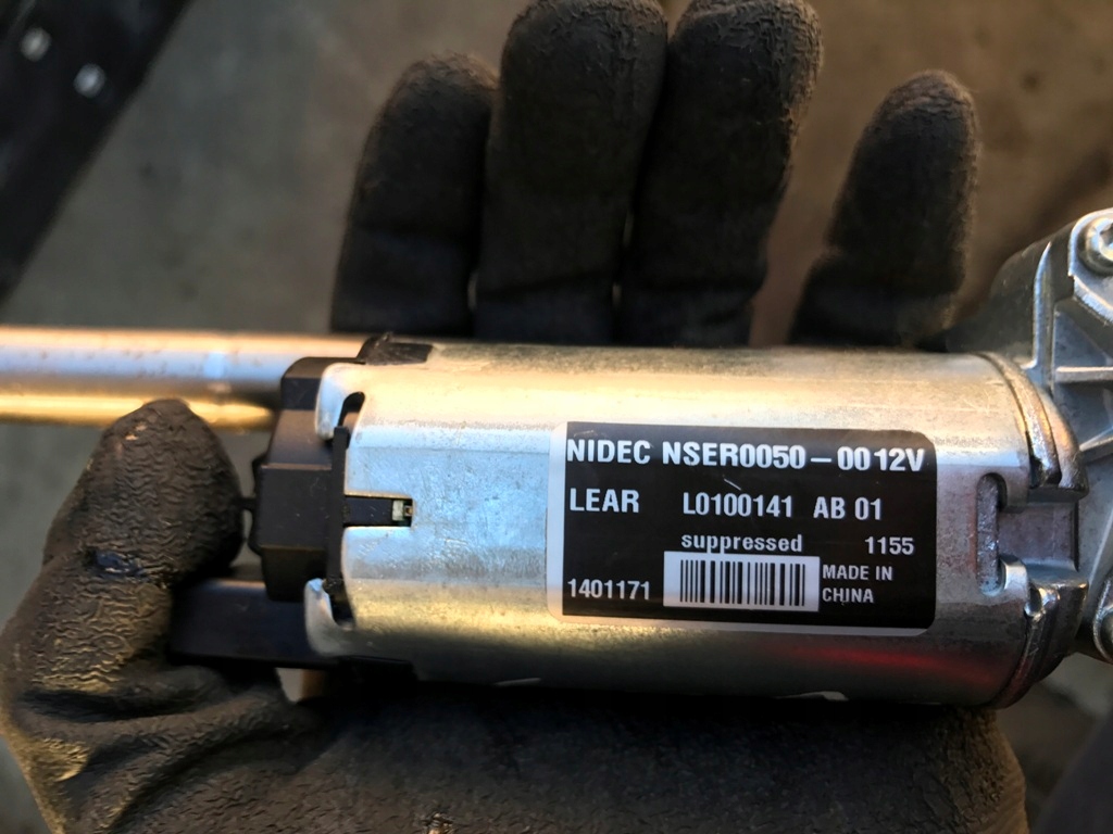 S MAX SILNICZKI REGULACJI FOTELA PRAWY L0100141AB Part manufacturer Other