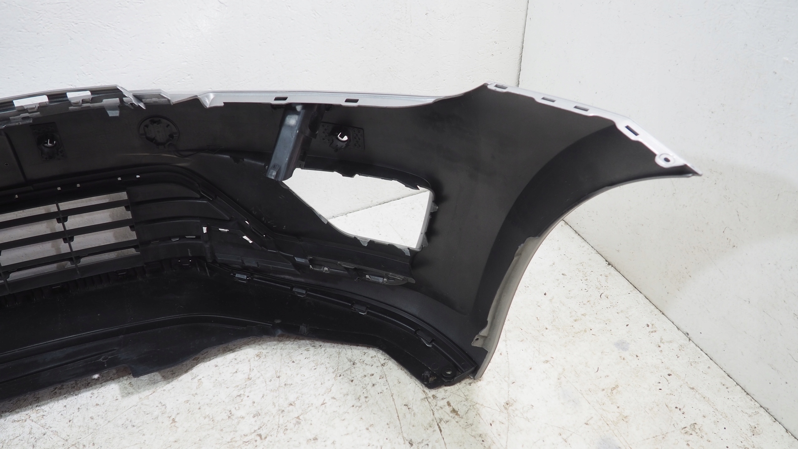 VW Golf VII Sportsvan bumper front front 510807221F