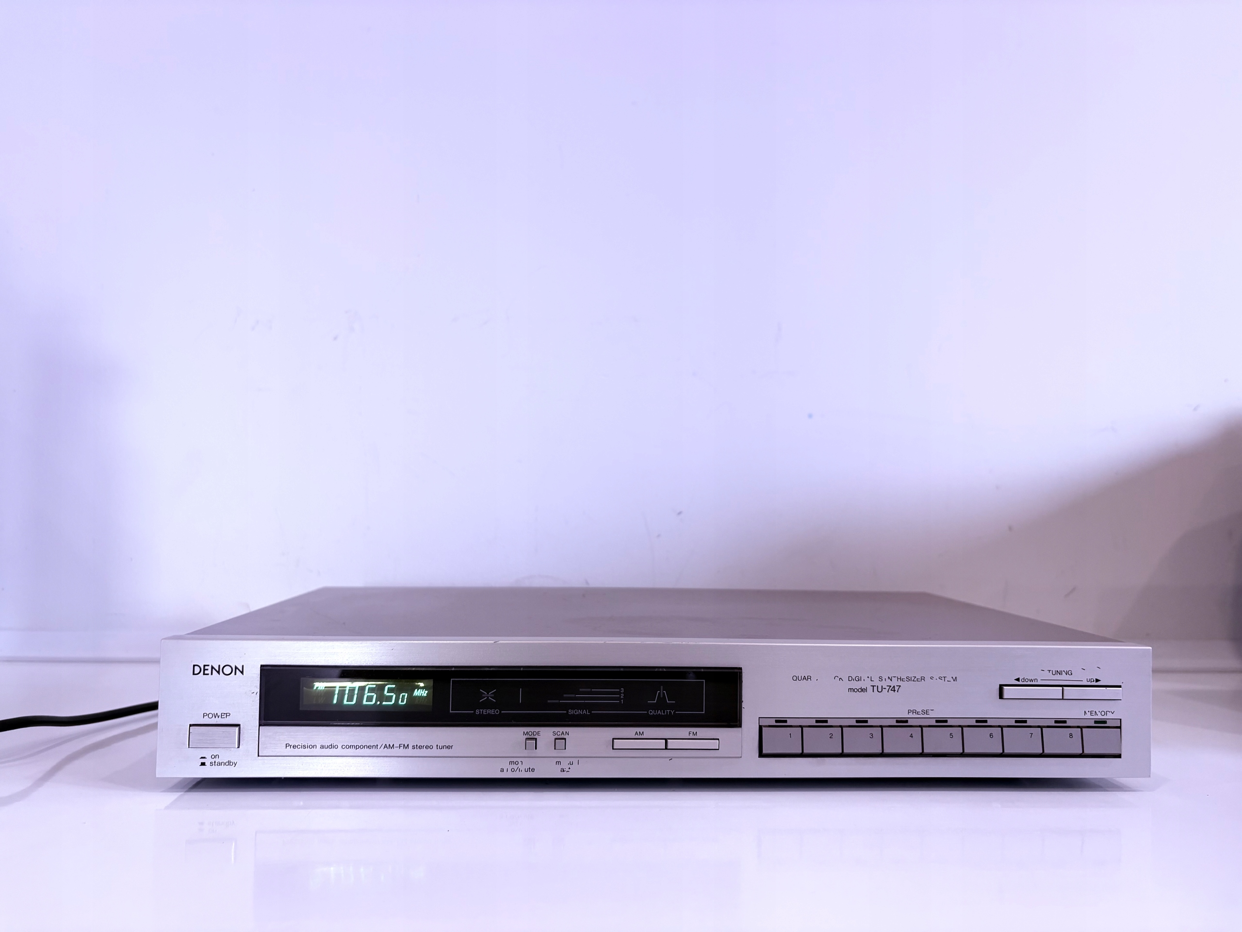 Tuner radiowy cyfrowy Denon TU-747 złoty