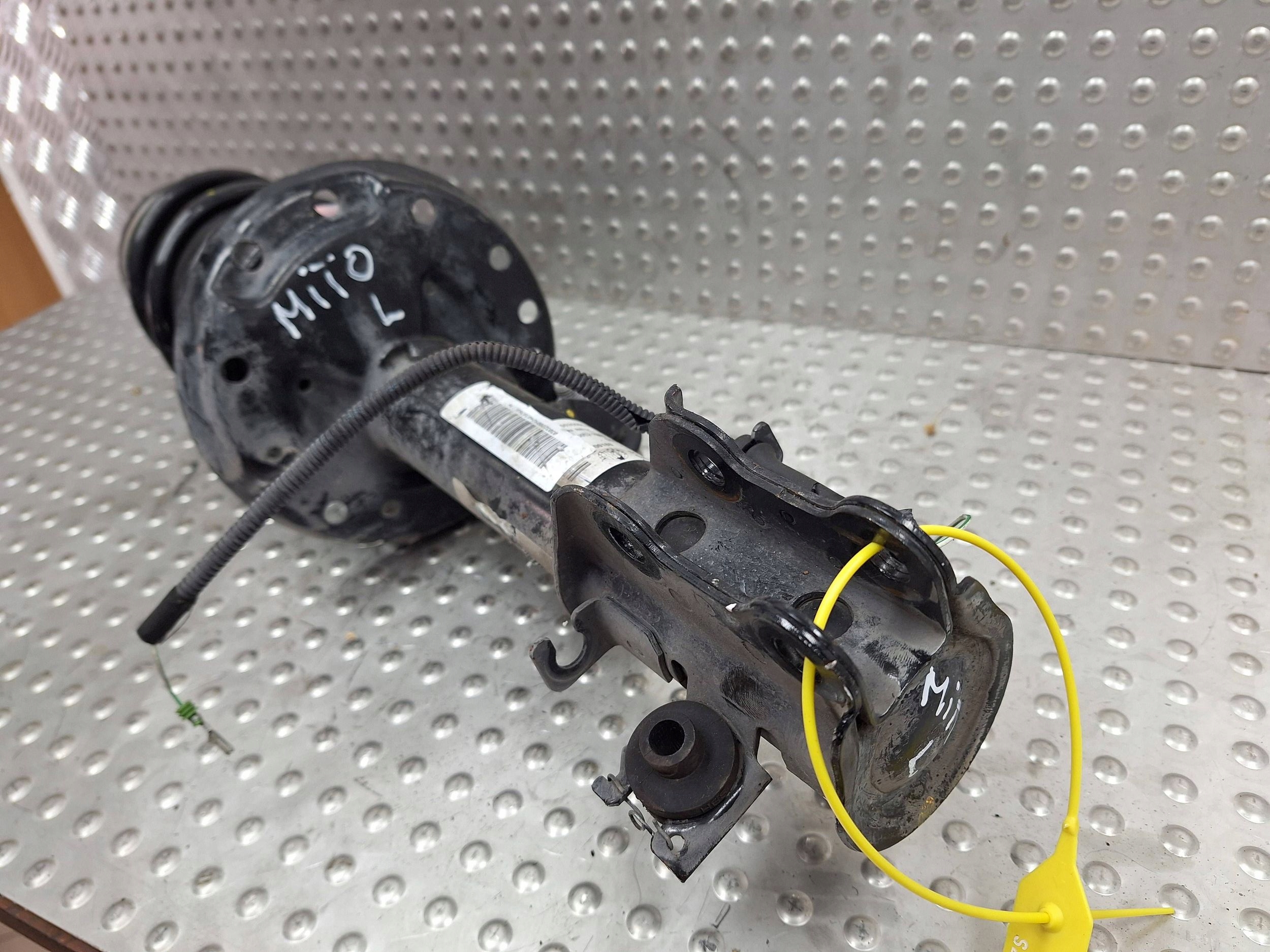 shock absorber left front ALFA ROMEO MITO 08-18 50521021