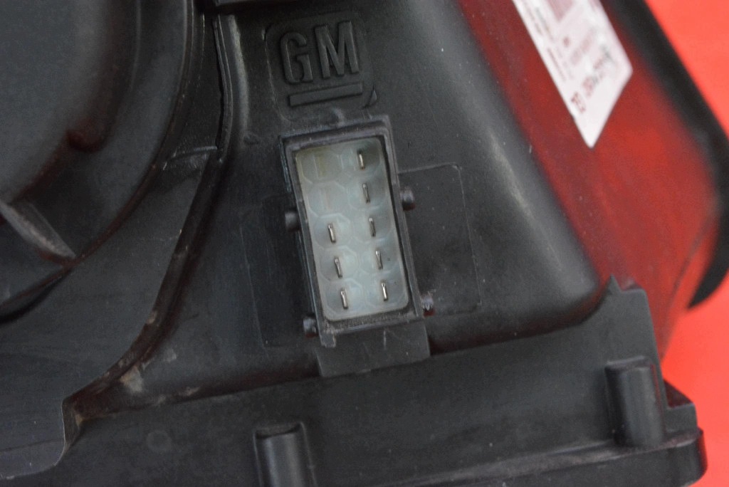 REFLEKTOR left light front EU 93321052 OPEL MERIVA A LIFT 04-10