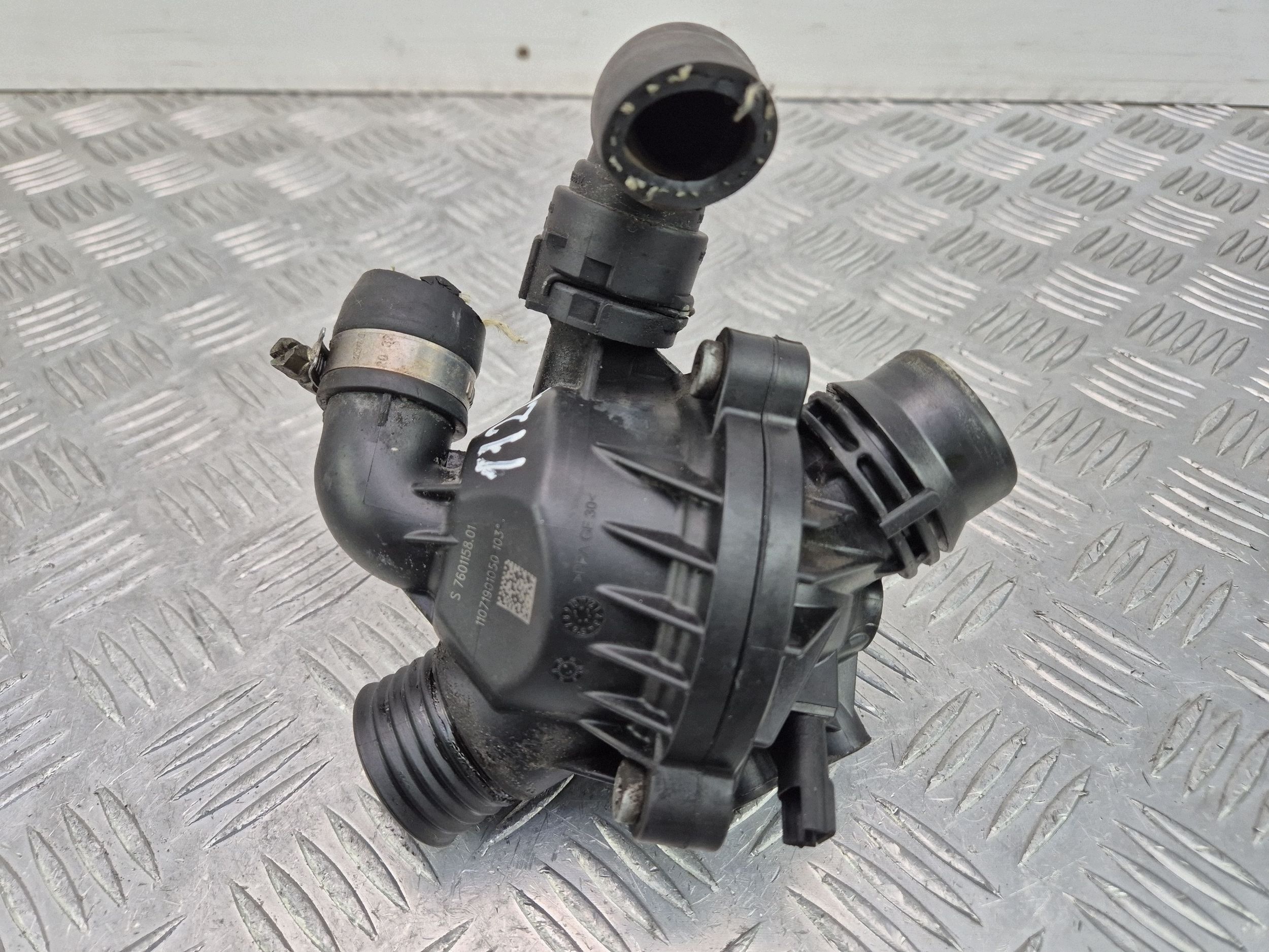 Scatola termostato BMW X5 E70 35i S760115801 N55B30A