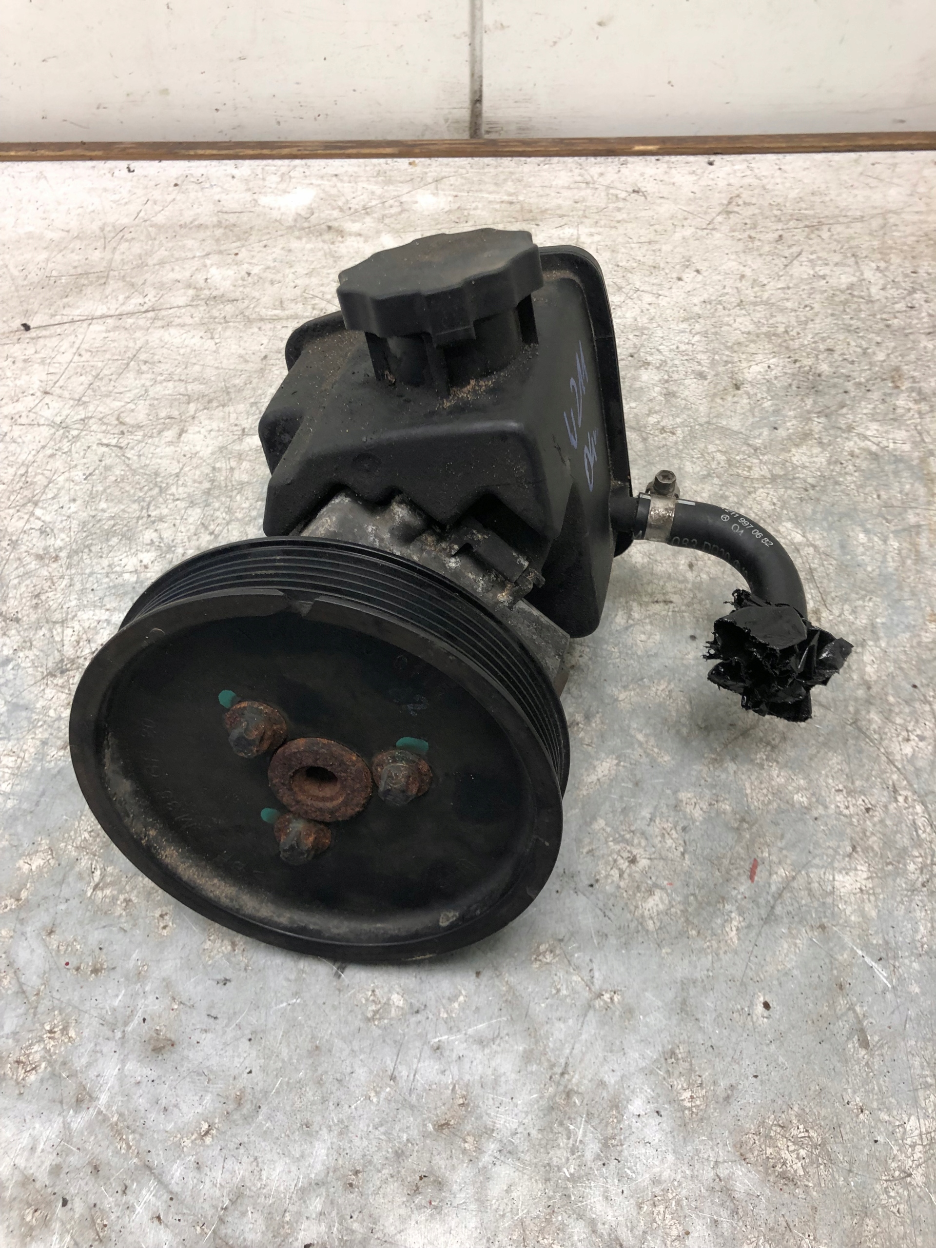 servo pump MERCEDES W211 A0044662001