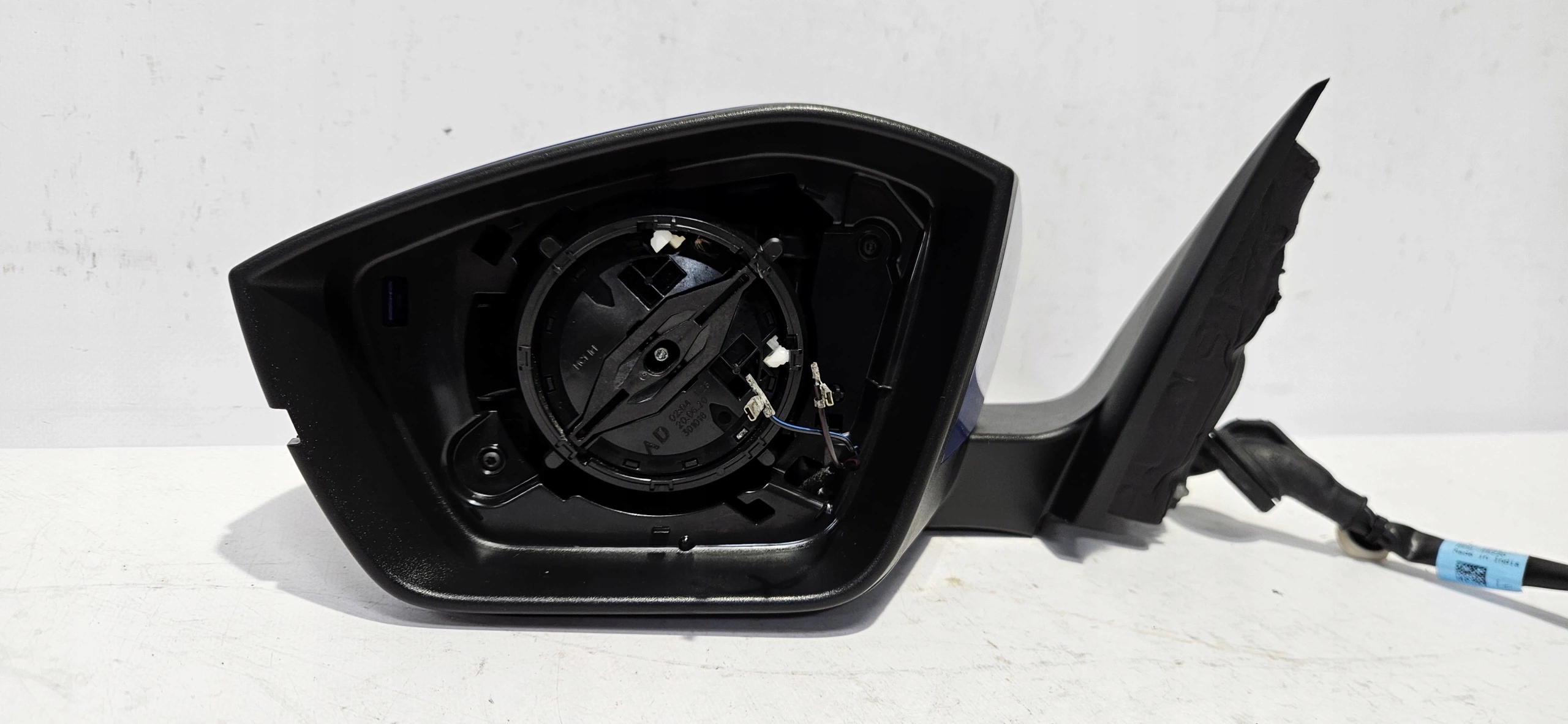 mirror left SKODA OCTAVIA IV 20- 8 PIN original 5E3857537