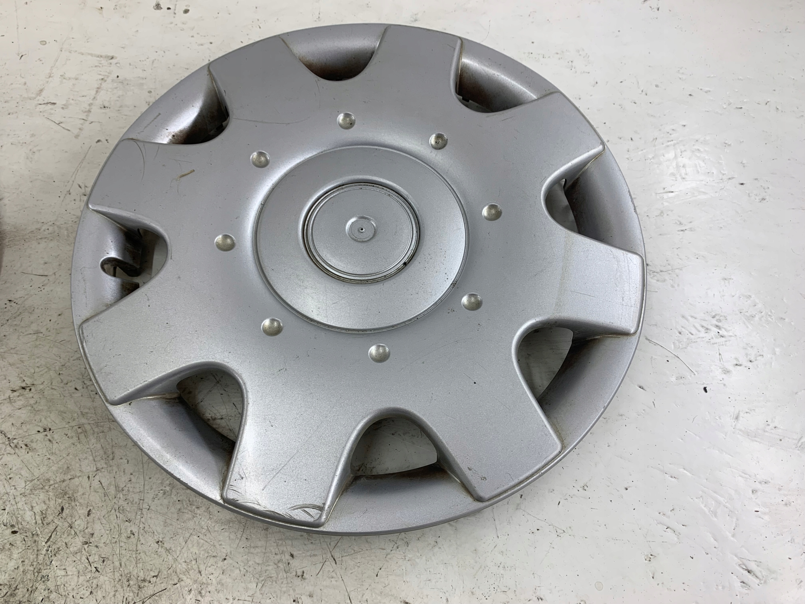 VW GOLF IV NEW BEETLE couvre/cache 1C0601147D 16 CALI