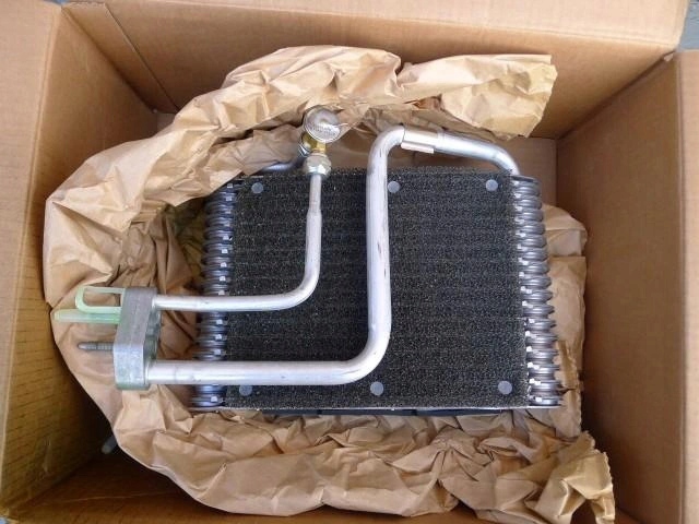 YUKON ESCALADE PAROWNIK KLIMATYZACJI SUBURBAN