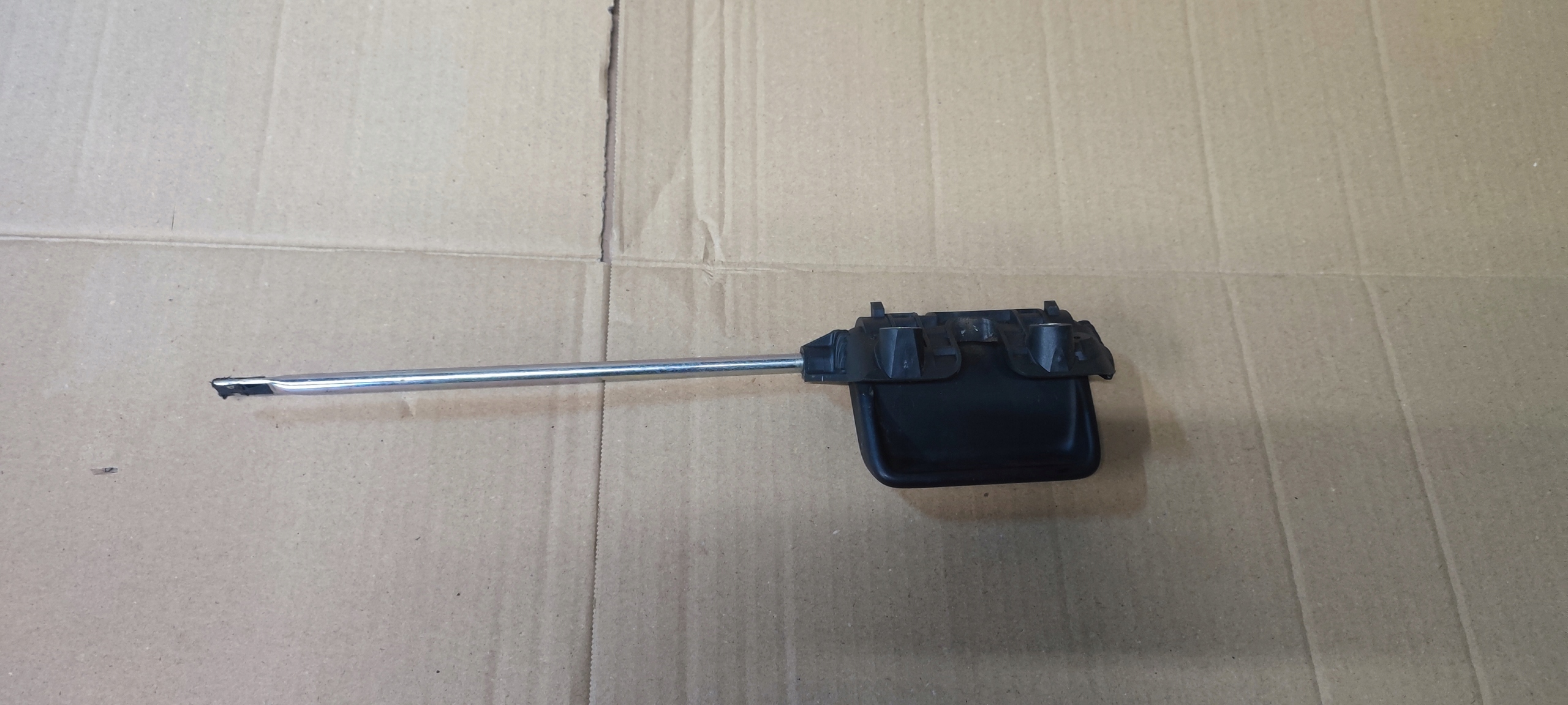 VW CADDY III LIFT 10-15r. handle inner door right rear part