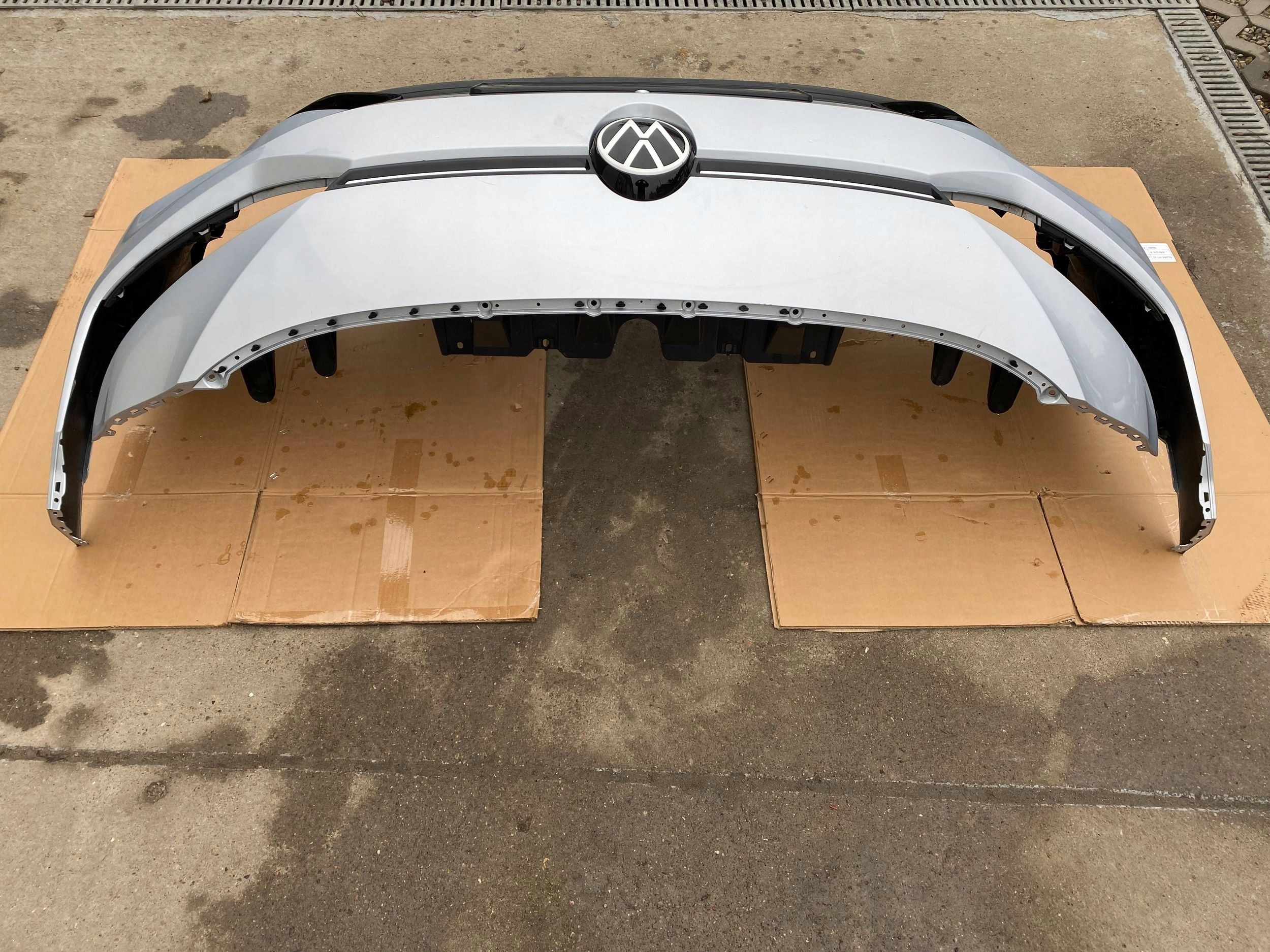 VW ID7 ID.7 complete bumper front front PDC KAMERA SREBRNY