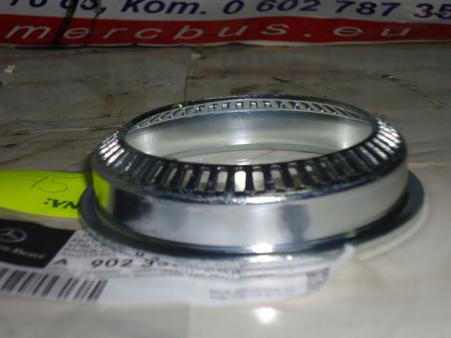 KORONKA ABS PIERŚCIEŃ BIEŻNIA ABS VOLKSWAGEN LT 95 - 06 R Numer katalogowy części 2D0614149D KORONKA ABS VW LT