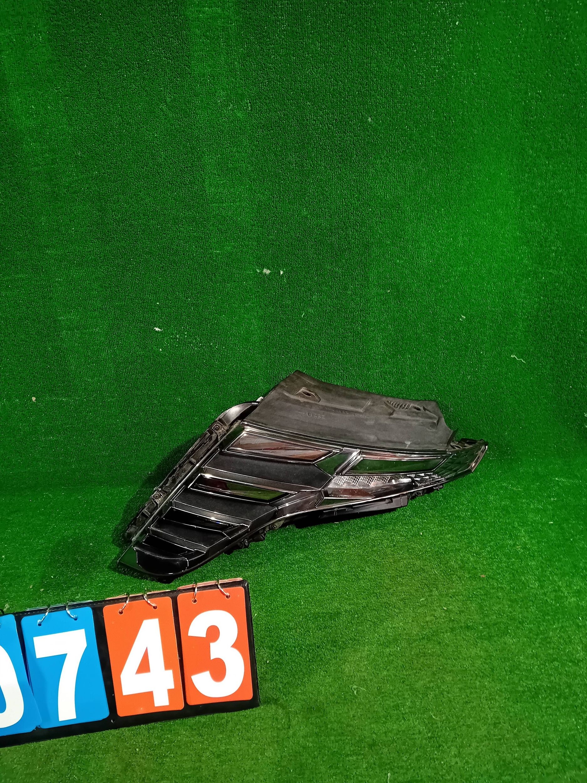 DRL light front left HYUNDAI TUCSON IV N-LINE 20- NR.743