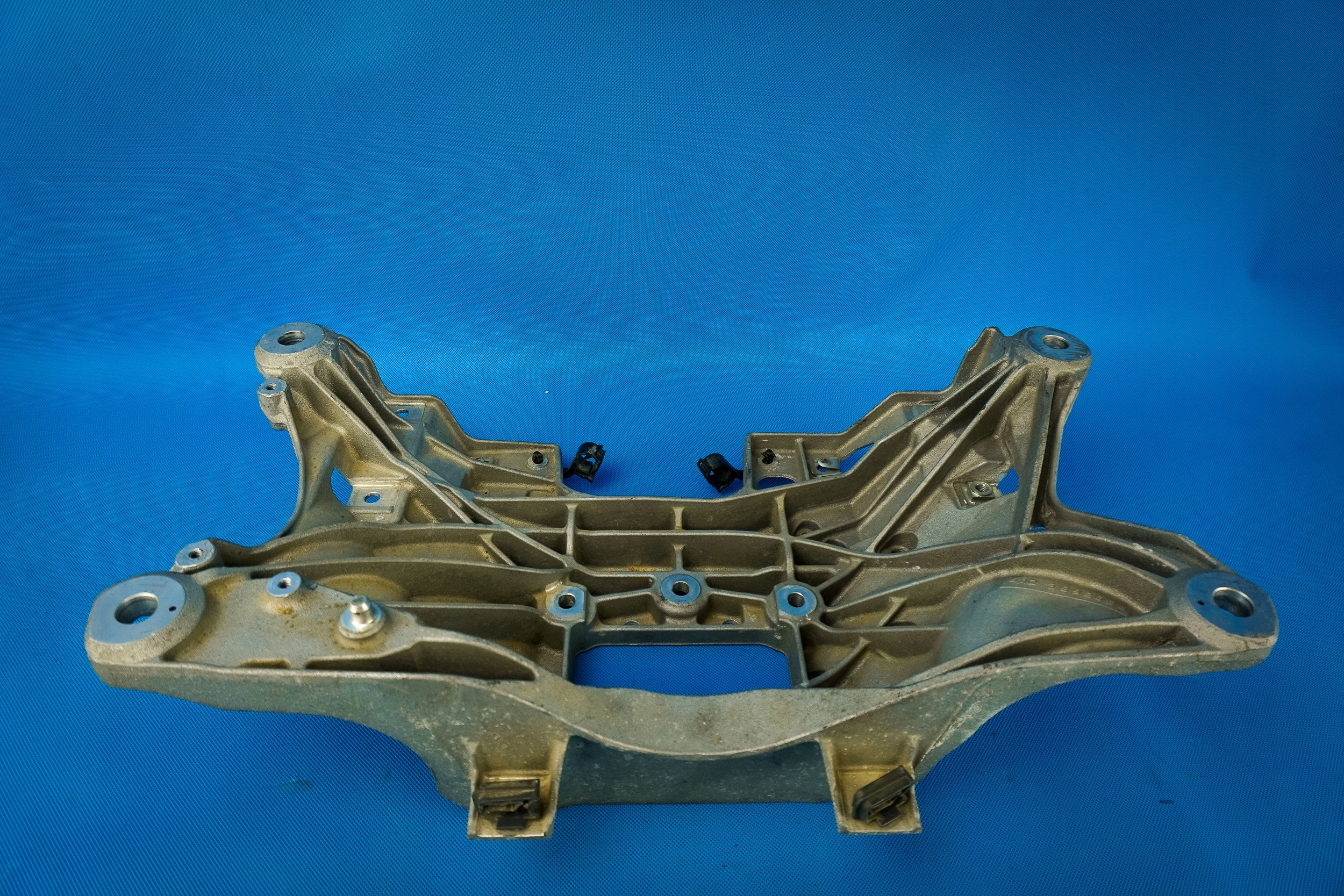 strebe getriebe Audi Q7 4M 4M0399262B 4M0399262E