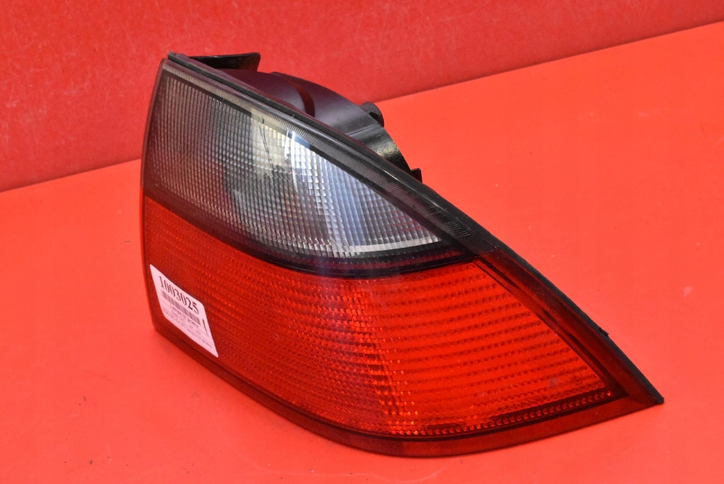 light right rear part rear SAAB 9-5 1 and sedan 97-05