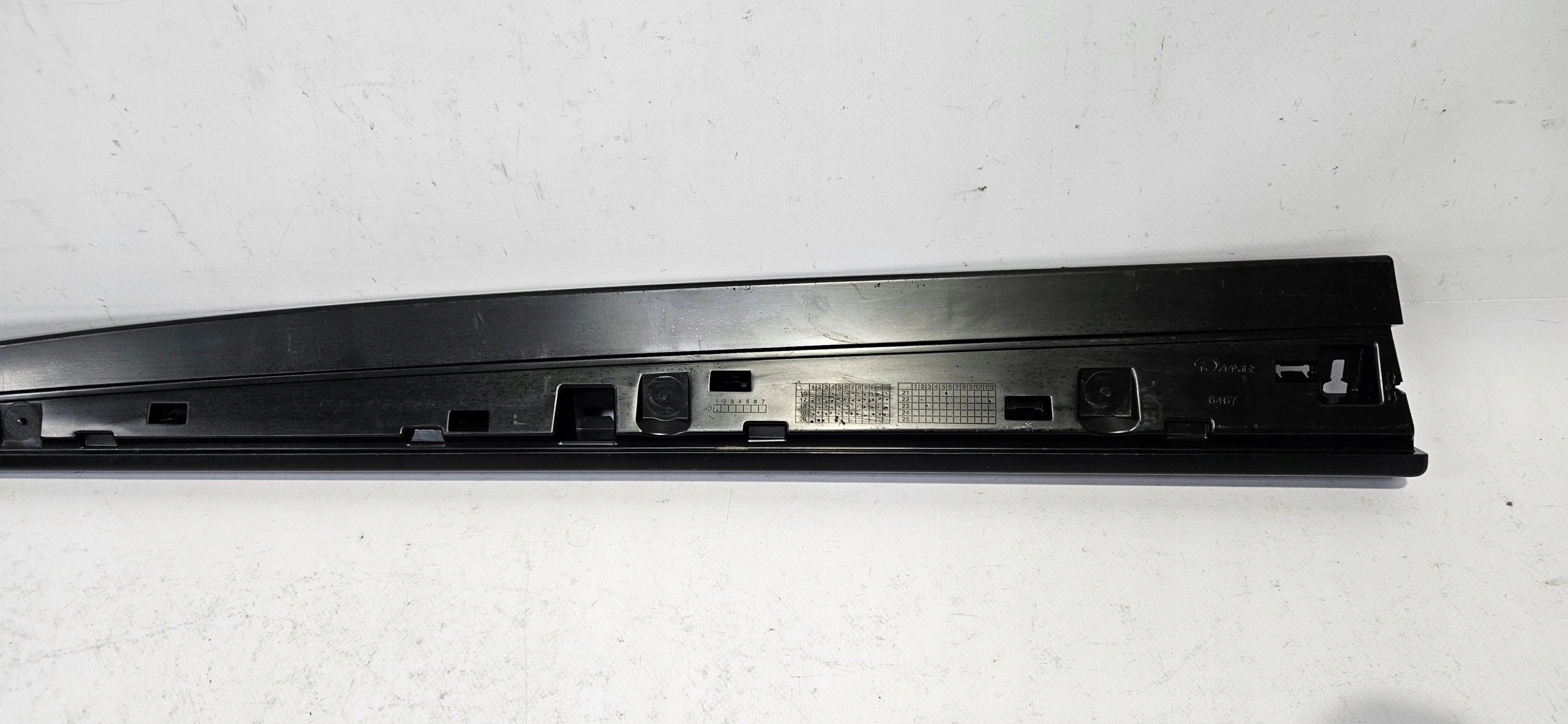 moulding door left front TOYOTA YARIS III LIFT