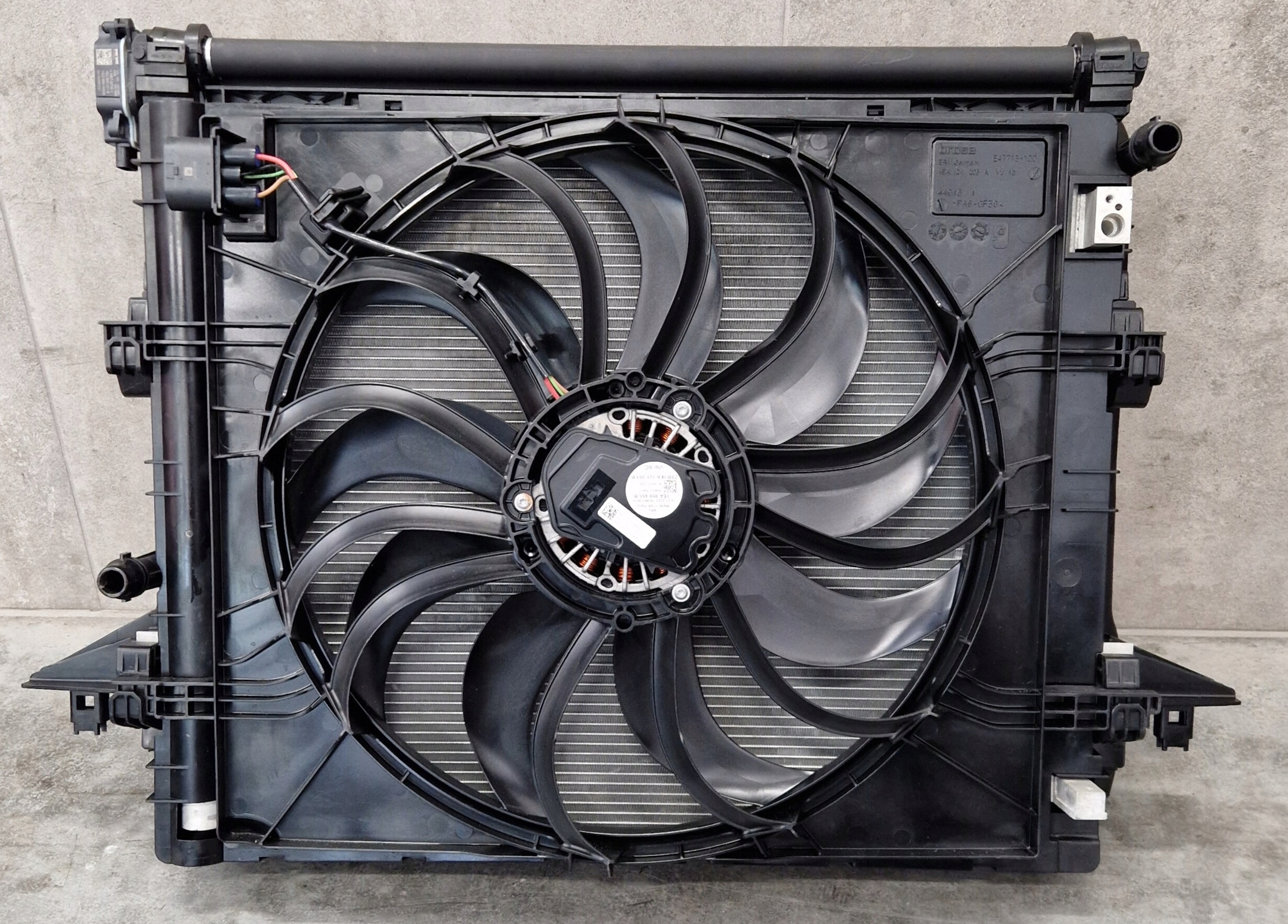 KOMPLET CHŁODNIC VW ID.3 ID.4 ID.5 Q4 AUDI E-TRON SKODA ENYAQ