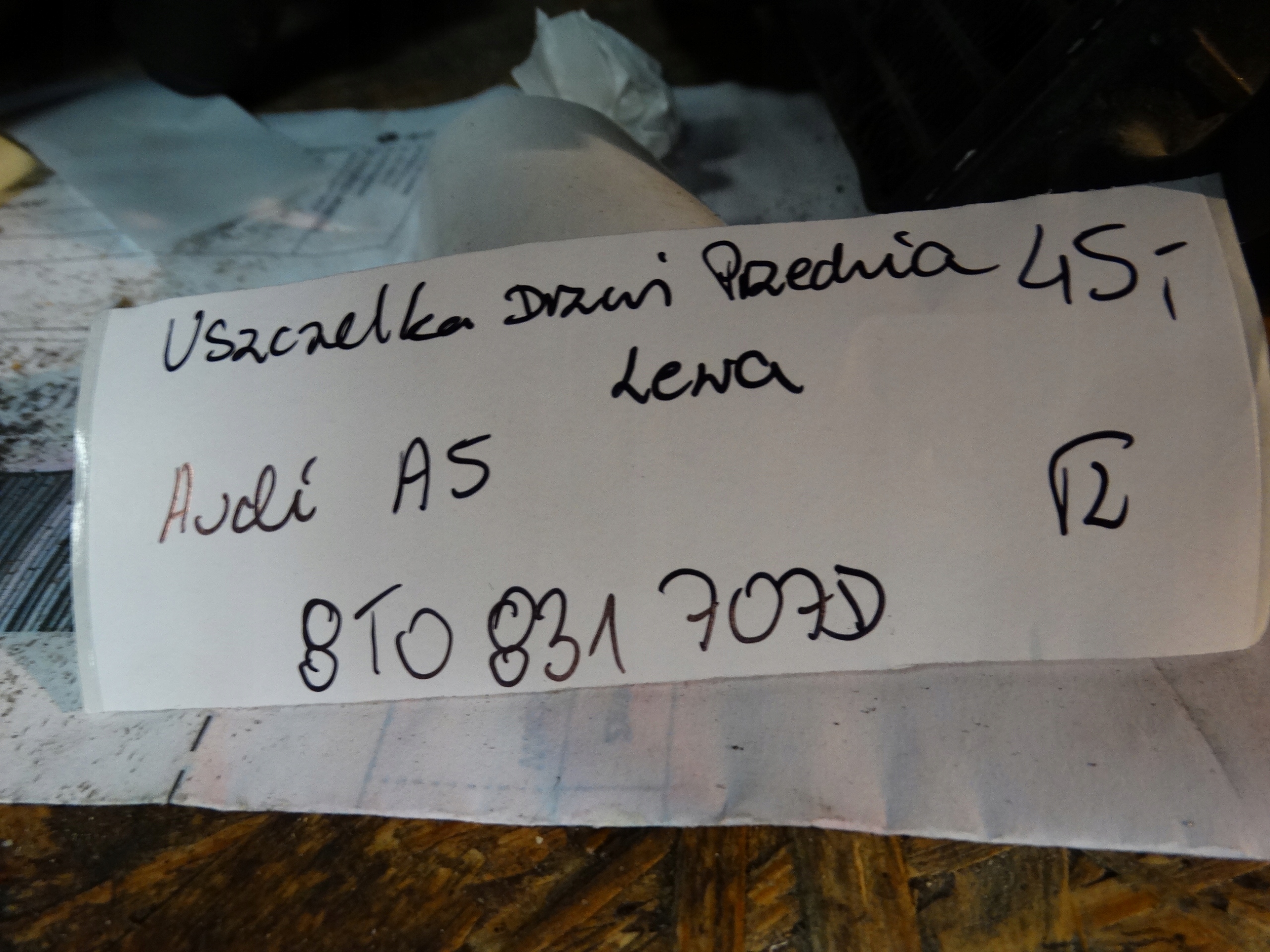 IDEALNA gasket door left front AUDI A5 8T 1