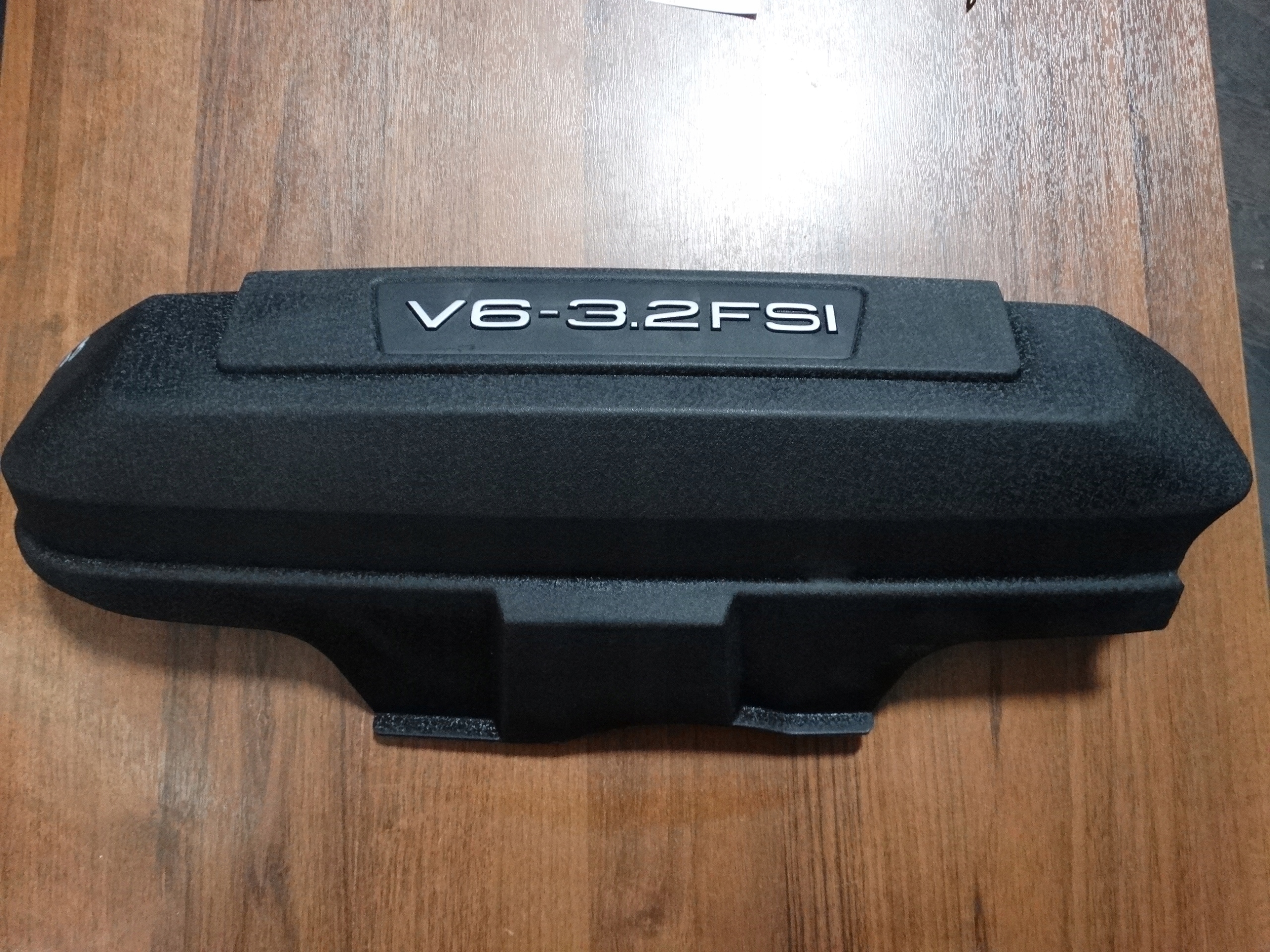 защита крышка Двигателя Audi A6 C6 A8 D3 1