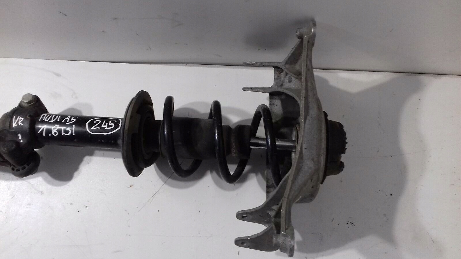 AUDI A5 8T shock absorber McPherson right 1.8 TSI