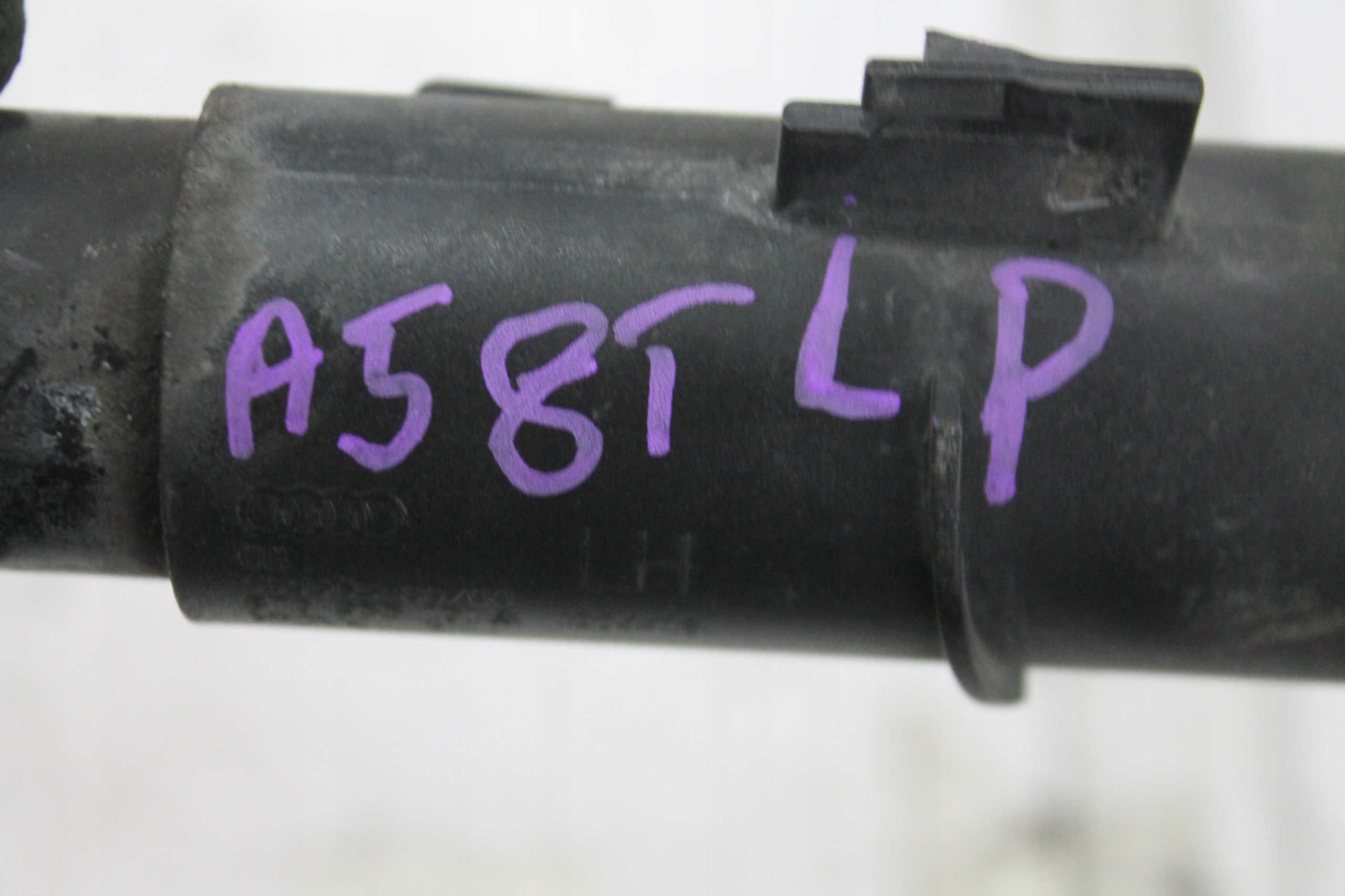 washer DYSZA left 8T0955101A AUDI A5 8T 11-16