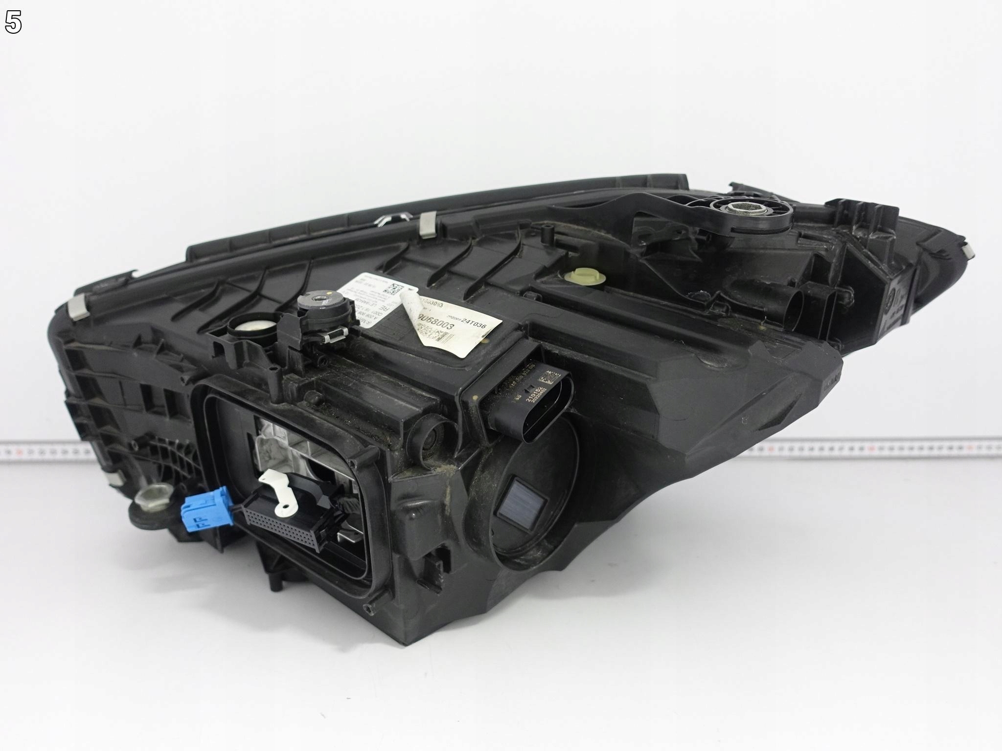 MERCEDES C-KLASA W206 S206 21- FULL LED DIGITAL LIGHT light right front EU