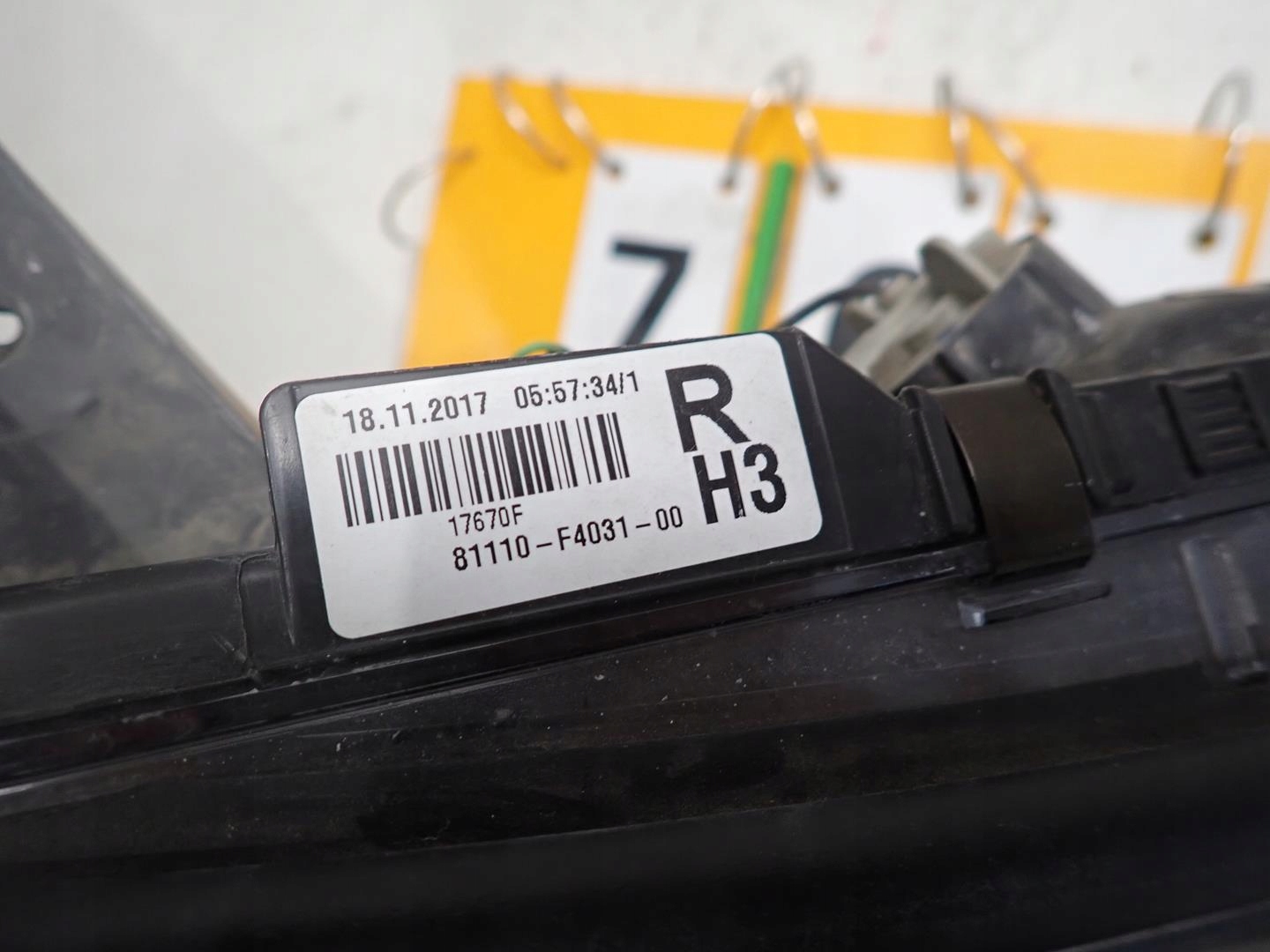 light front front right TOYOTA CHR 2016- LED 81110-F4031