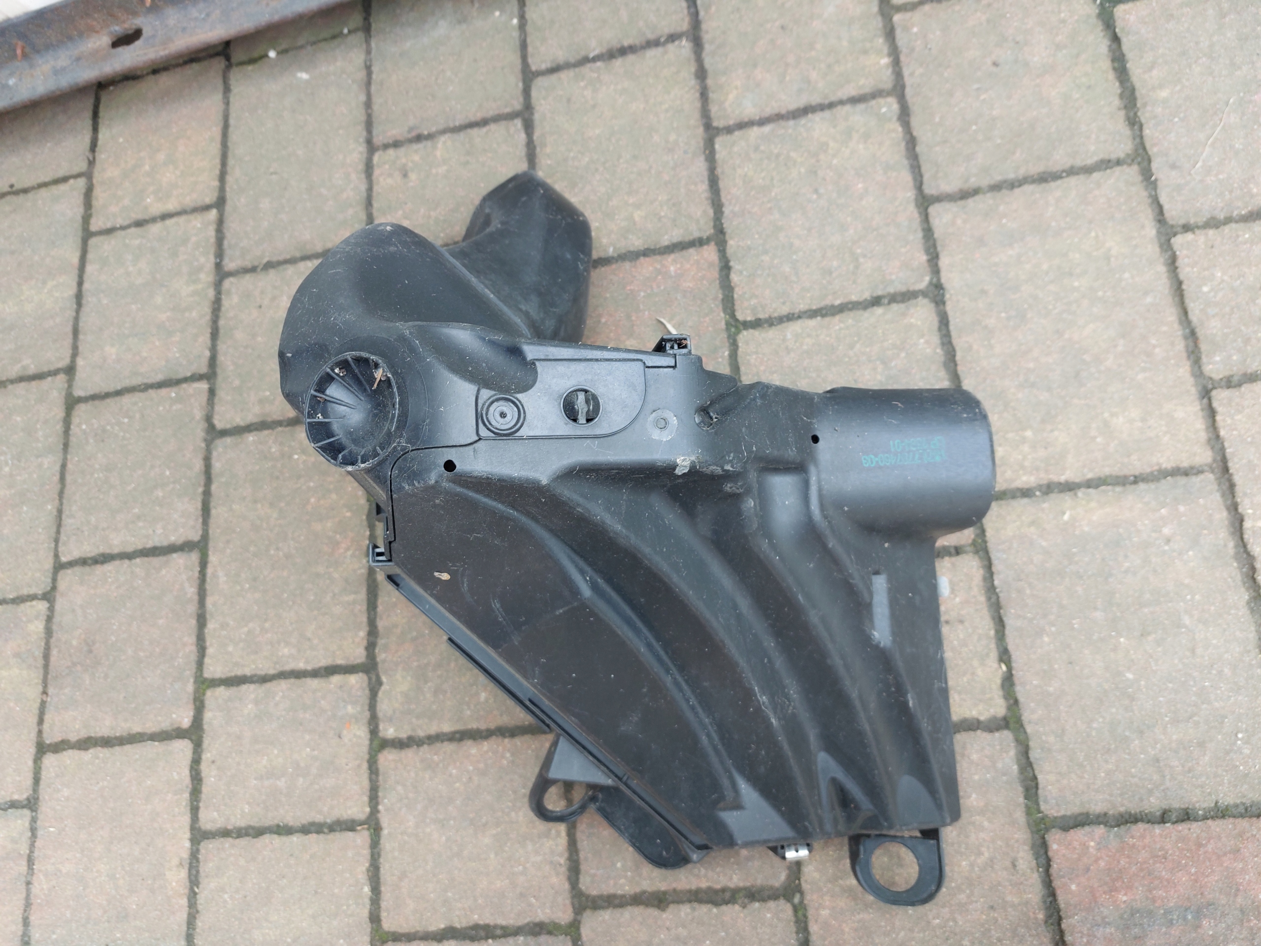BMW 1 E87 DIESEL Gehäuse filter luft 7797460