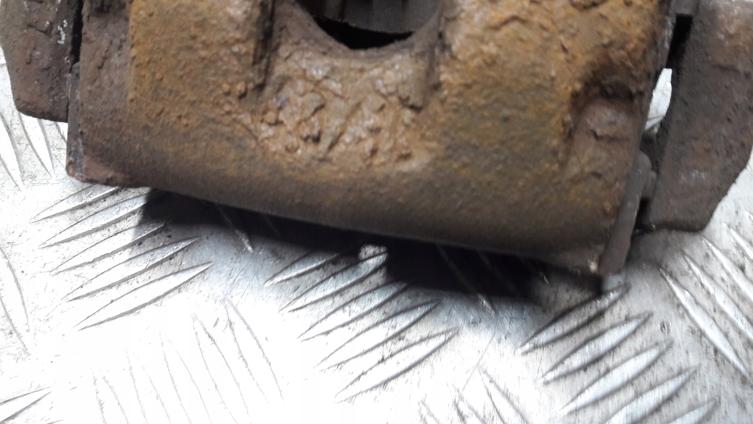BMW E46 Bremssattel Bremse Sattel Brems- heck links oder rechts N42 1.8 40/10