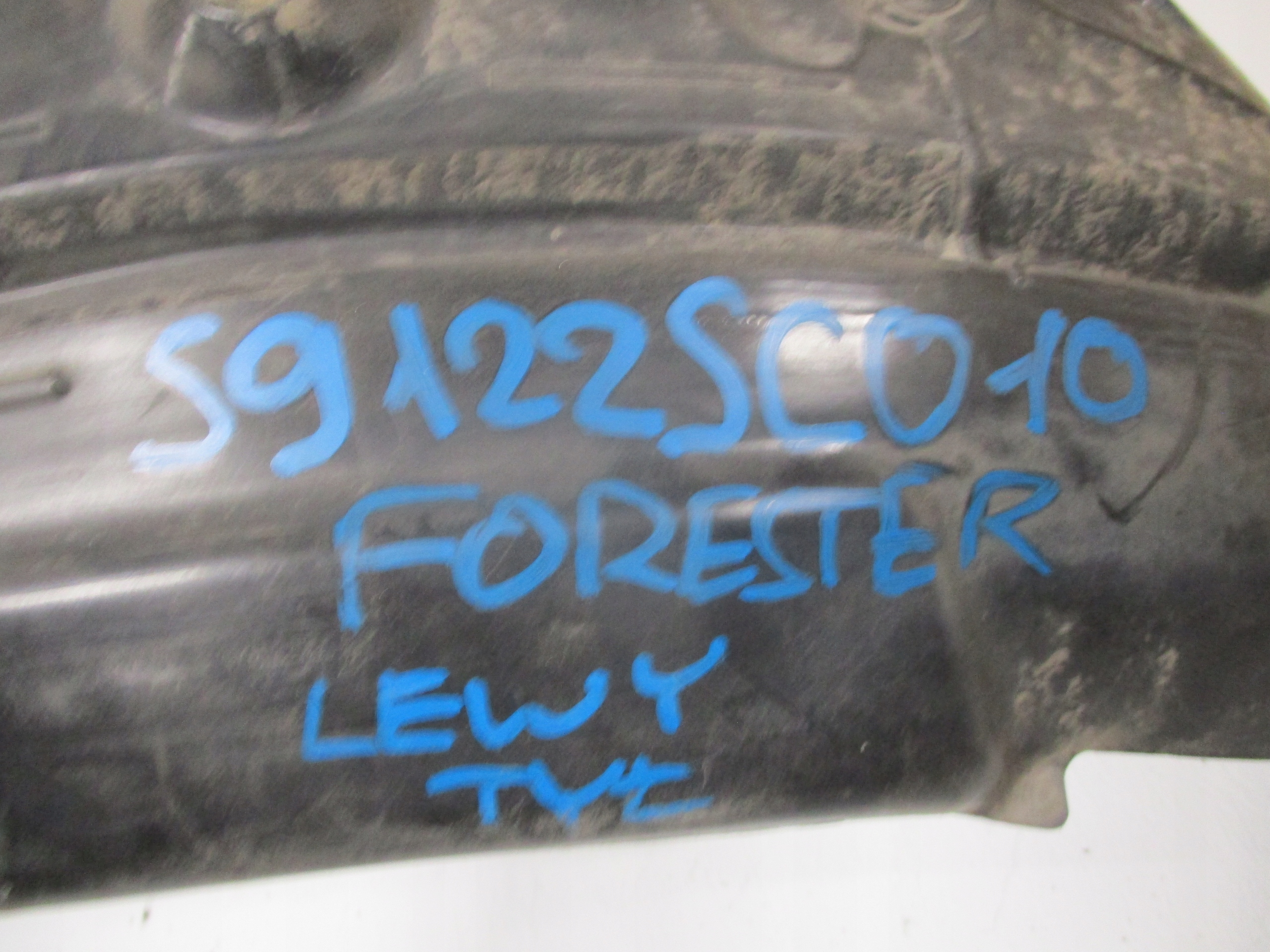 mudguard left rear part rear. SUBARU FORESTER III 59122SC010