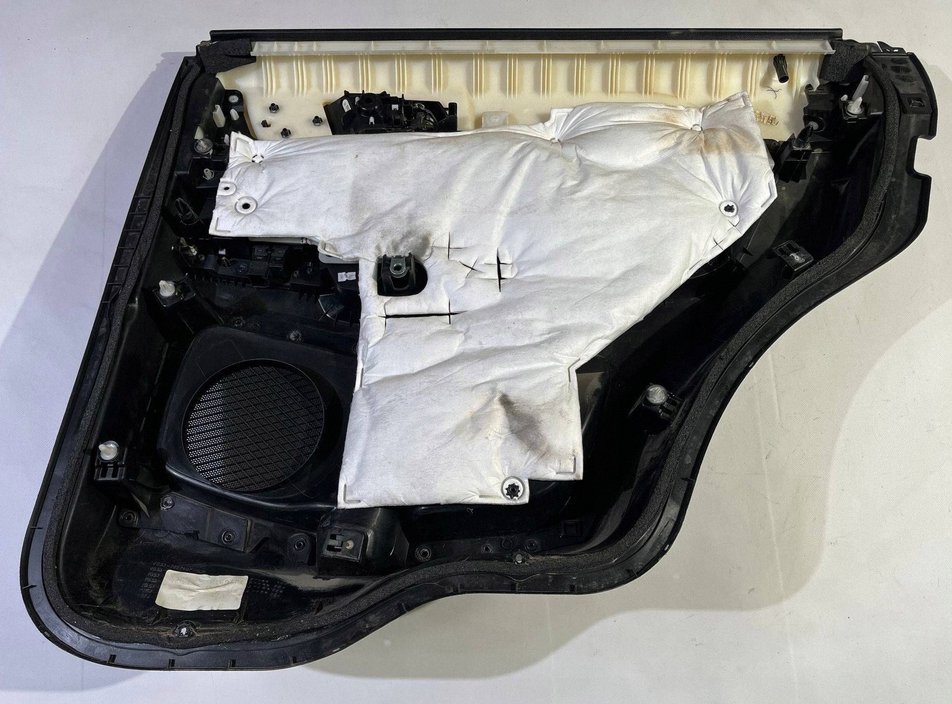 side rear left upholstery door rear part Ford Explorer V 2016-2019