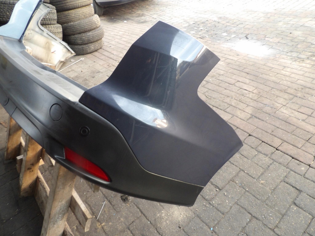 FORD FOCUS MK3 KOMBI Stoßstange heck EB
