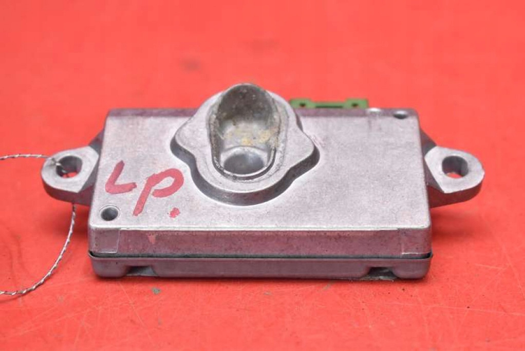 modul SENSOR airbag airbagů levý předek 6920477 BMW E65 01-05
