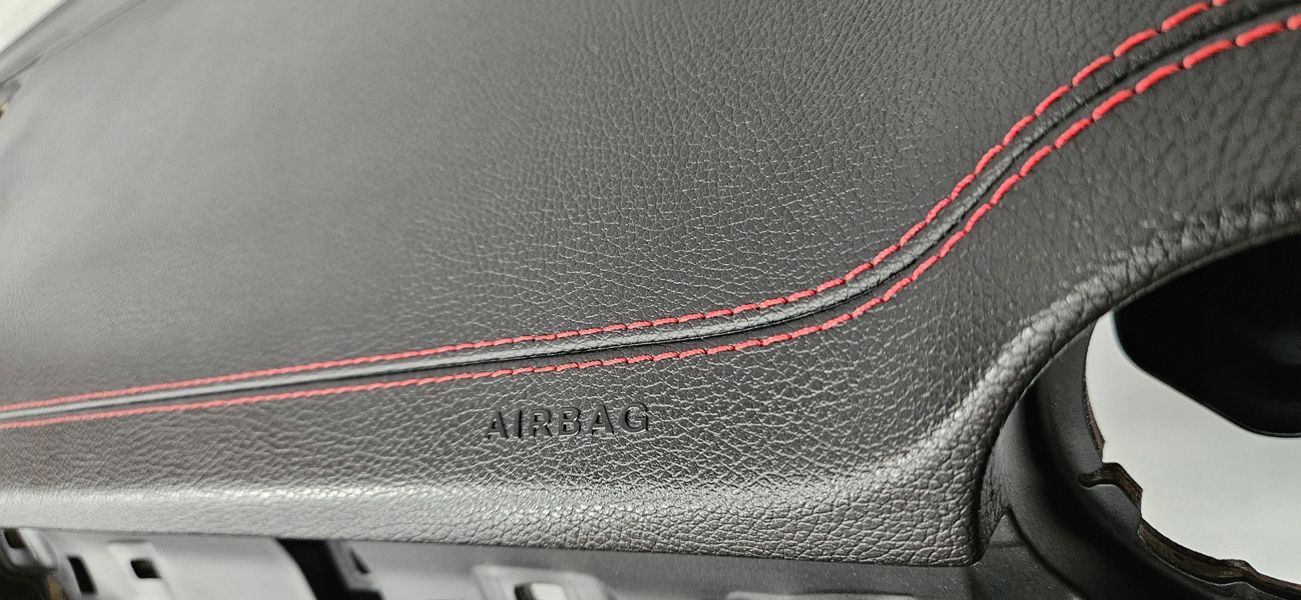 dashboard instrument panel cockpit MERCEDES B-KLASA W247 AMG