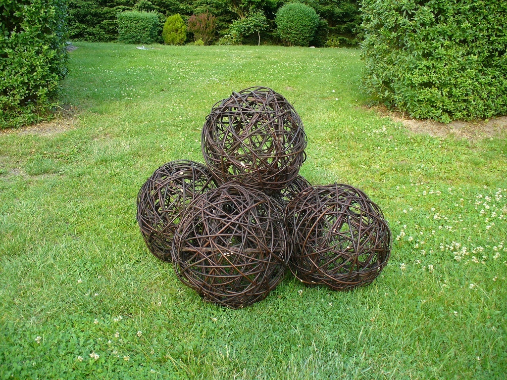 KULA WIKLINOWA OZDOBNA DO OGRODU, Z WIKLINY 40cm Kod producenta KULA-40