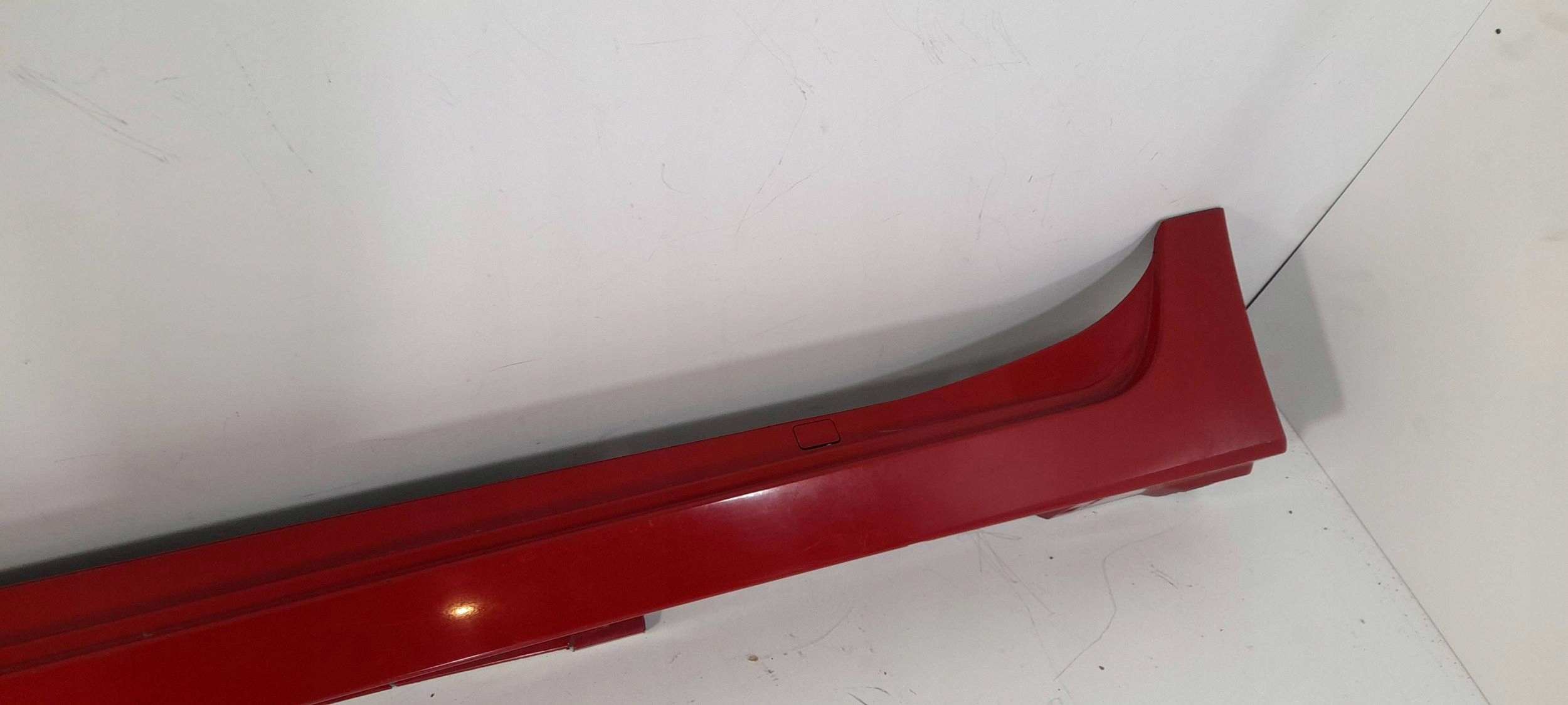 Lexus CT 200H cap threshold left 7586076010 (LS60)