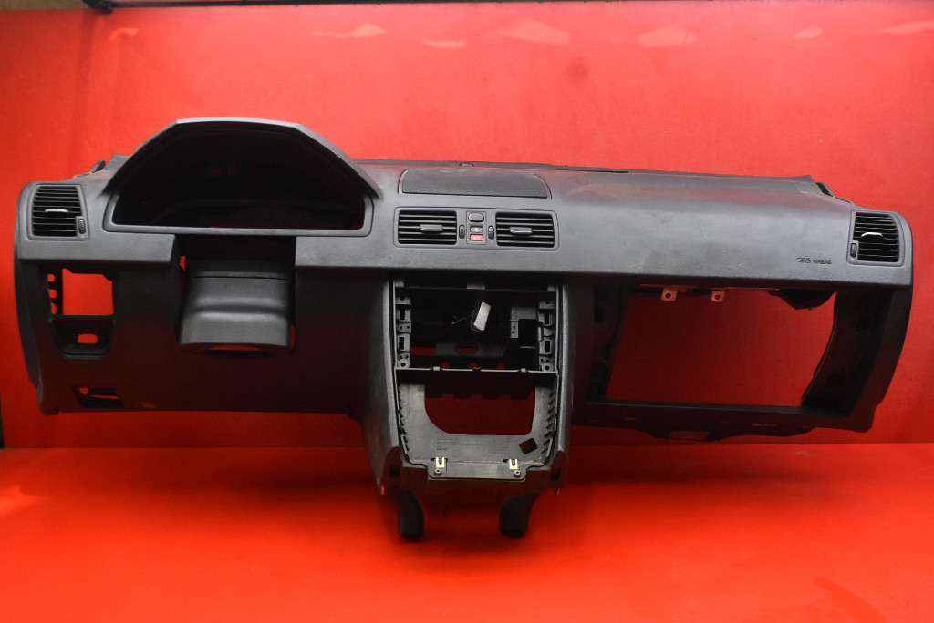 dashboard instrument panel console cockpit airbag EU VOLVO XC90 1 and 02-06