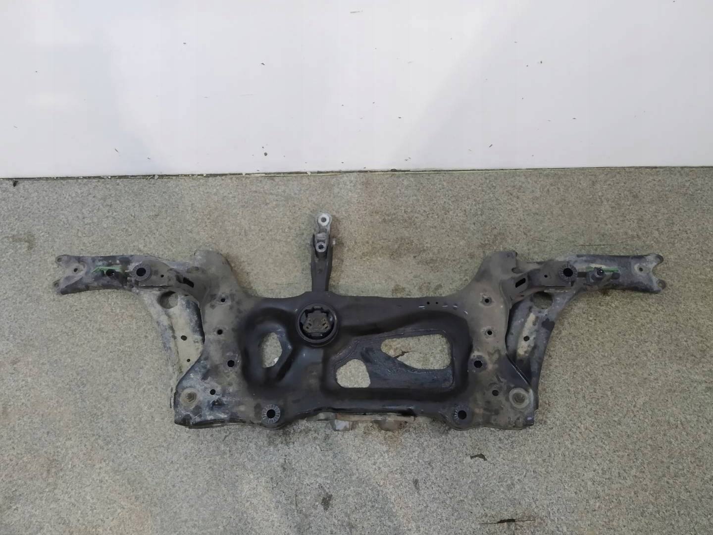 axle beam springing front 2.0 TSI arm Cupra Ateca and (2018–2024)