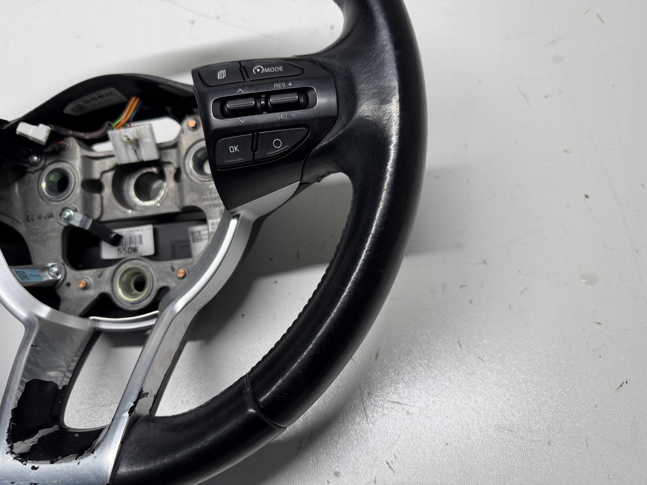 lenkrad SKORZANA TEMPOMAT KIA STONIC 2017