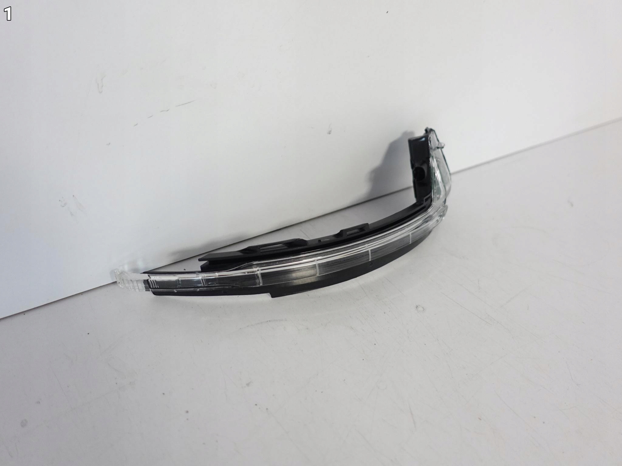 AUDI A1 8X0 10-18 LIFT indicator right W mirror