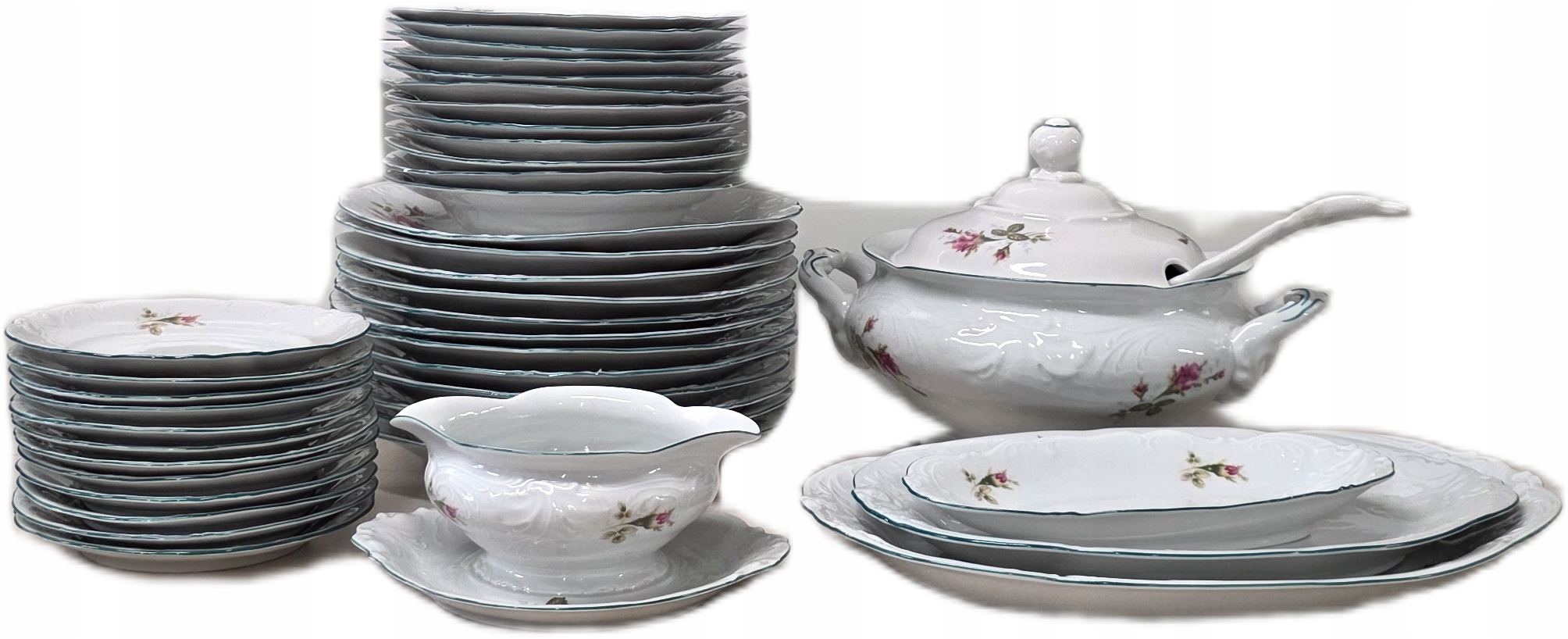 SERWIS OBIADOWY DLA 12 OSÓB PORCELANA WAWEL