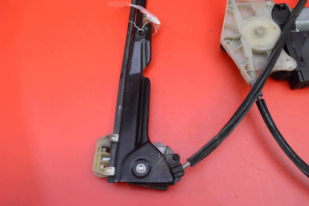 window regulator left front EU 1K0959701B VW TOURAN 1 and 03-06
